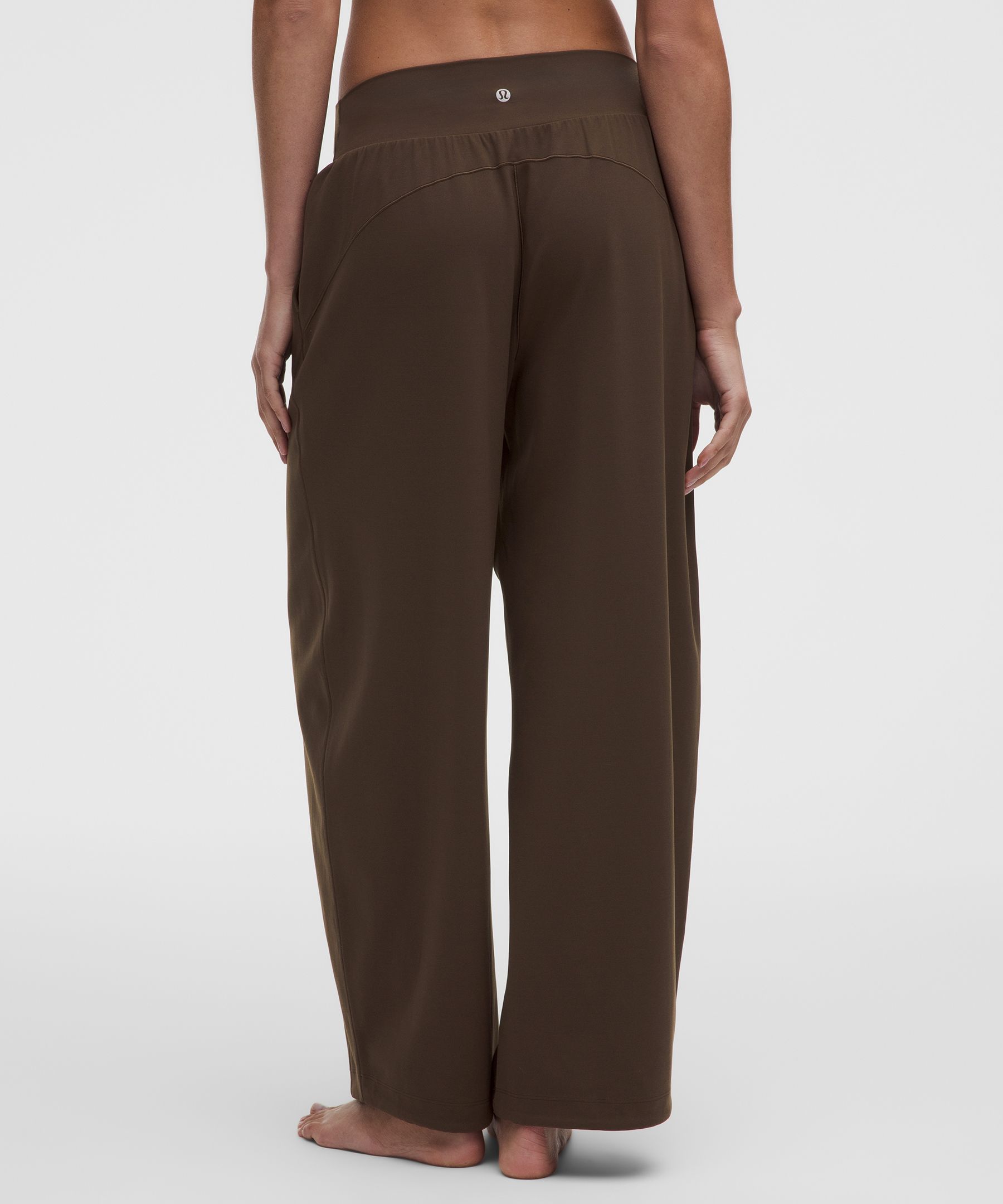 Groove Low-Rise Relaxed Cinch Pant *Regular