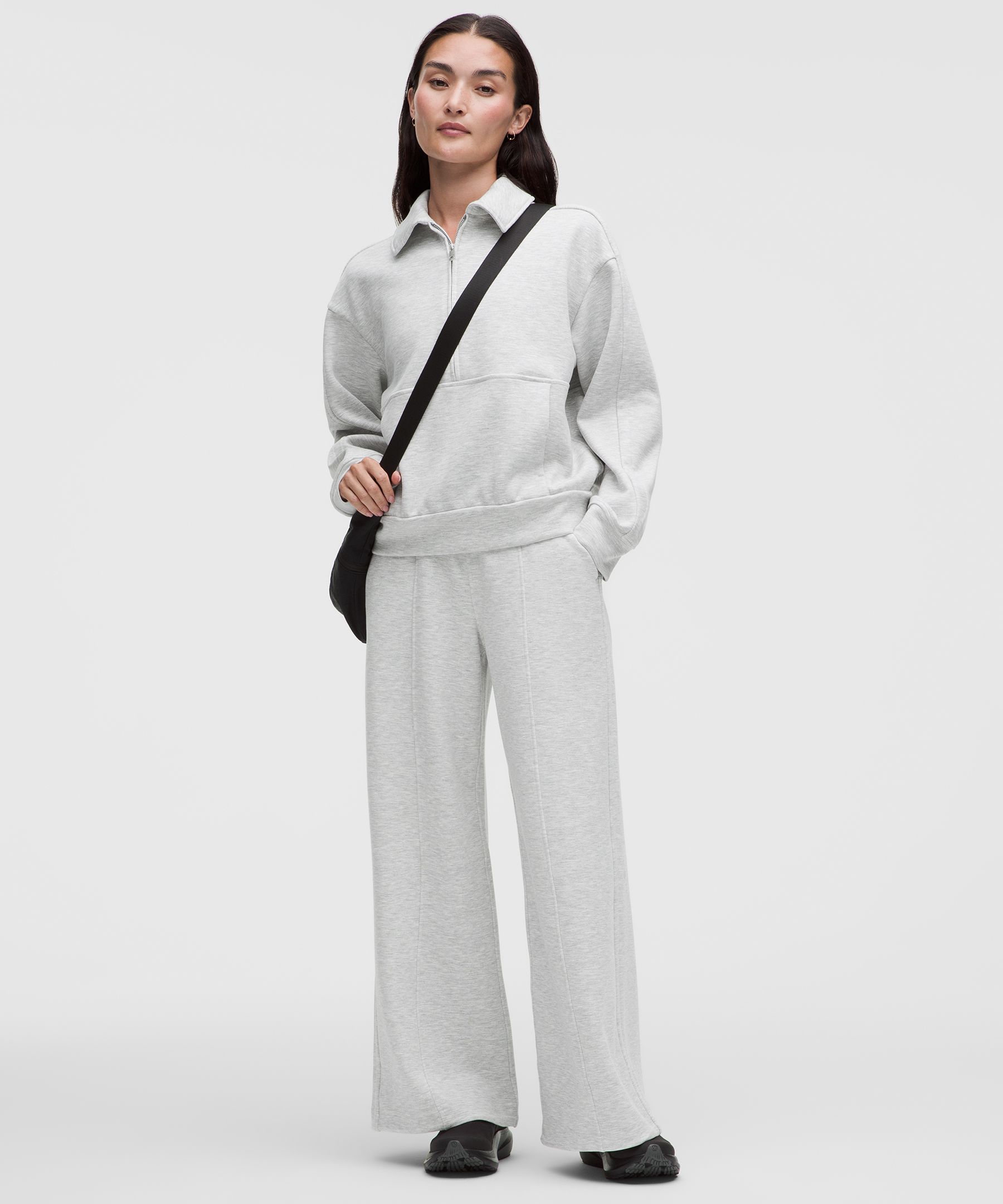 Smooth Spacer High-Rise Wide-Leg Pants *Asia Fit