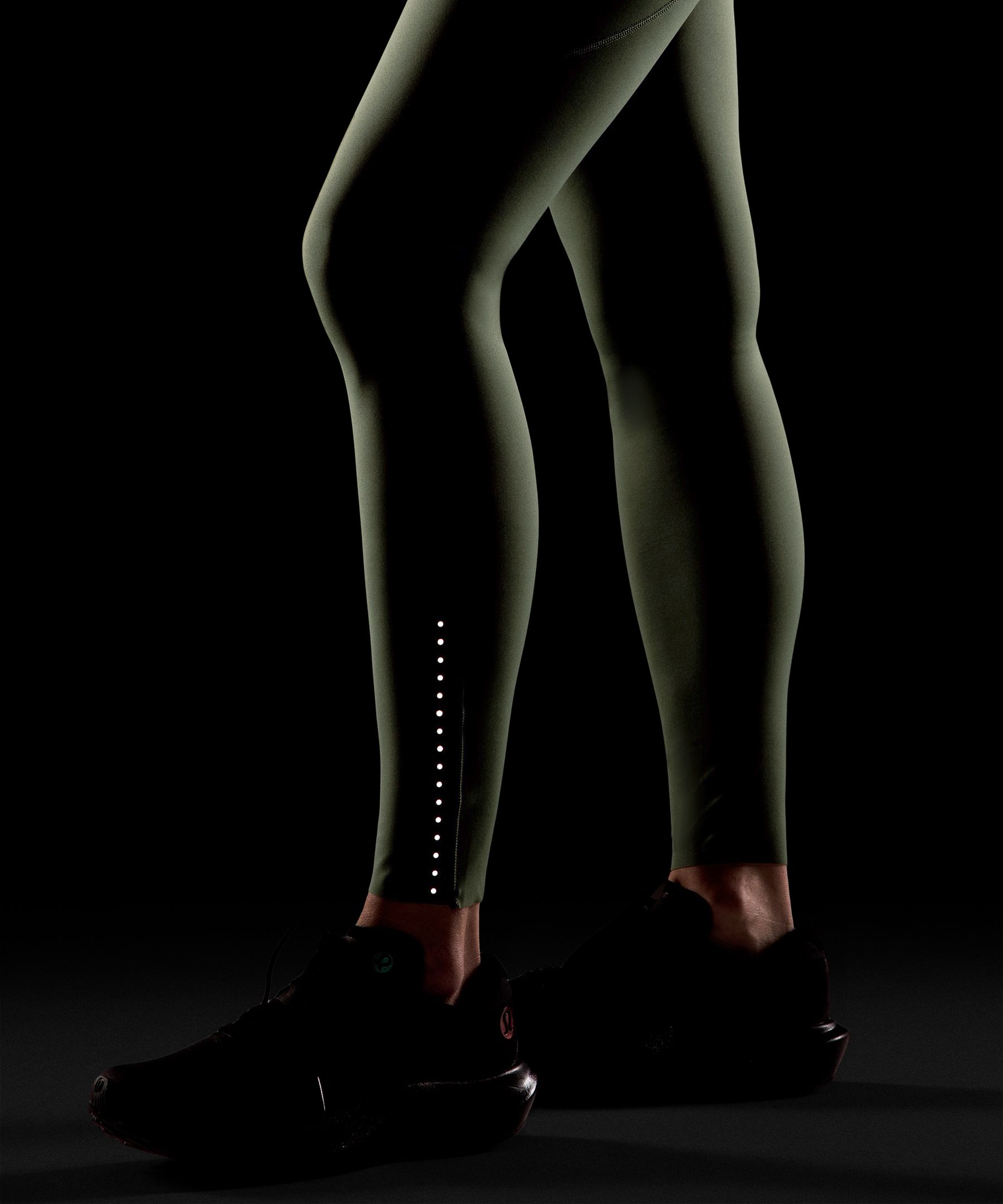 Fast and Free 6-Pocket High-Rise Tight 26" Updated Design *Asia Fit