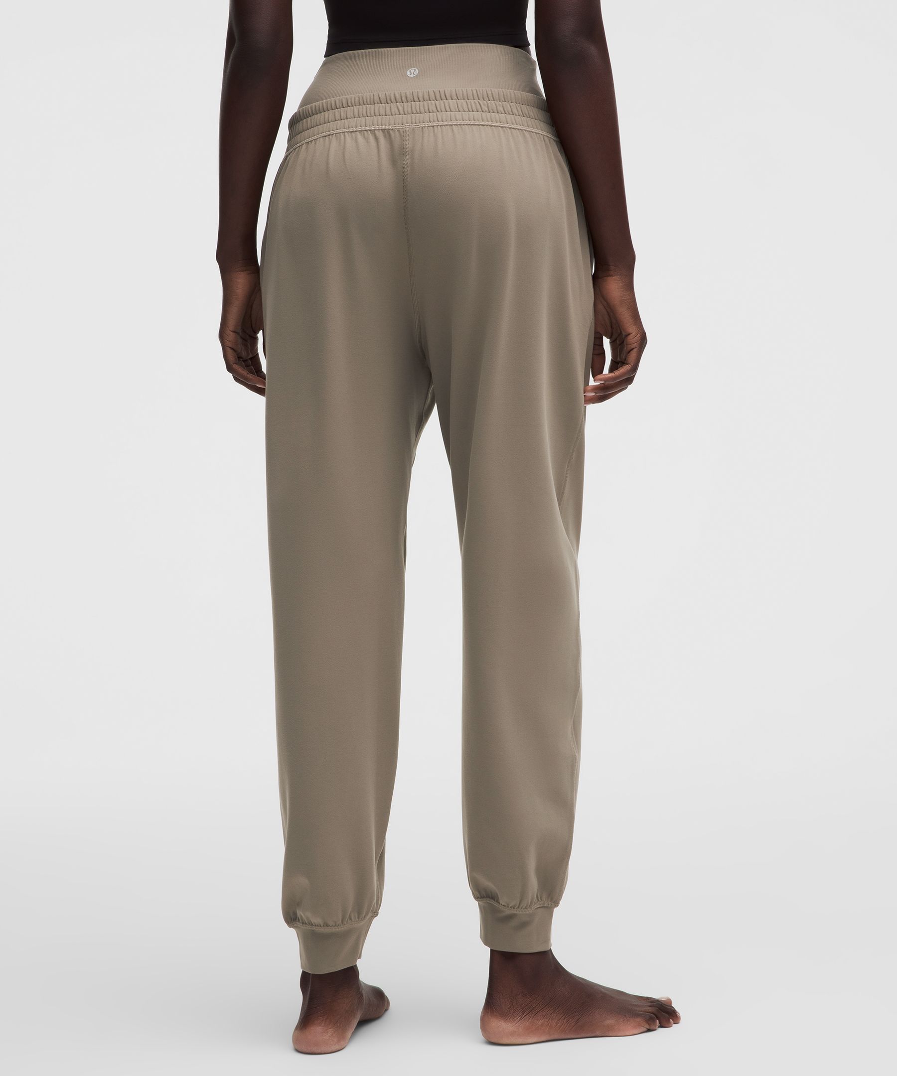 Pantal&oacute;n deportivo lululemon Align&trade; de cintura acanalada