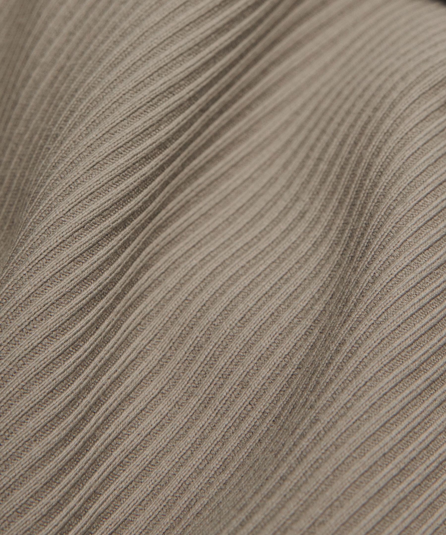 Pantal&oacute;n deportivo lululemon Align&trade; de cintura acanalada
