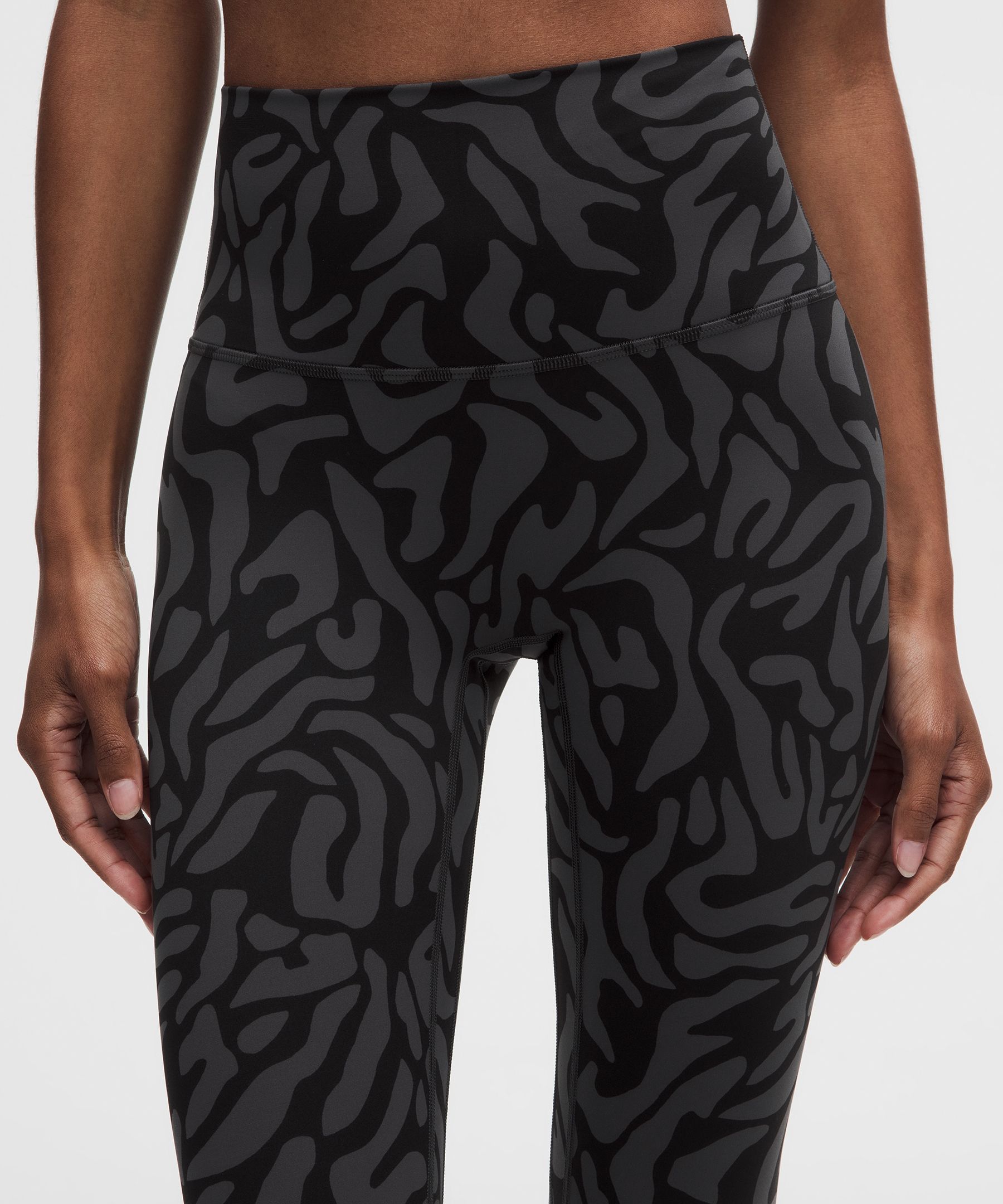 Leggings lululemon Align No Line&trade; de talle alto, 64&nbsp;cm