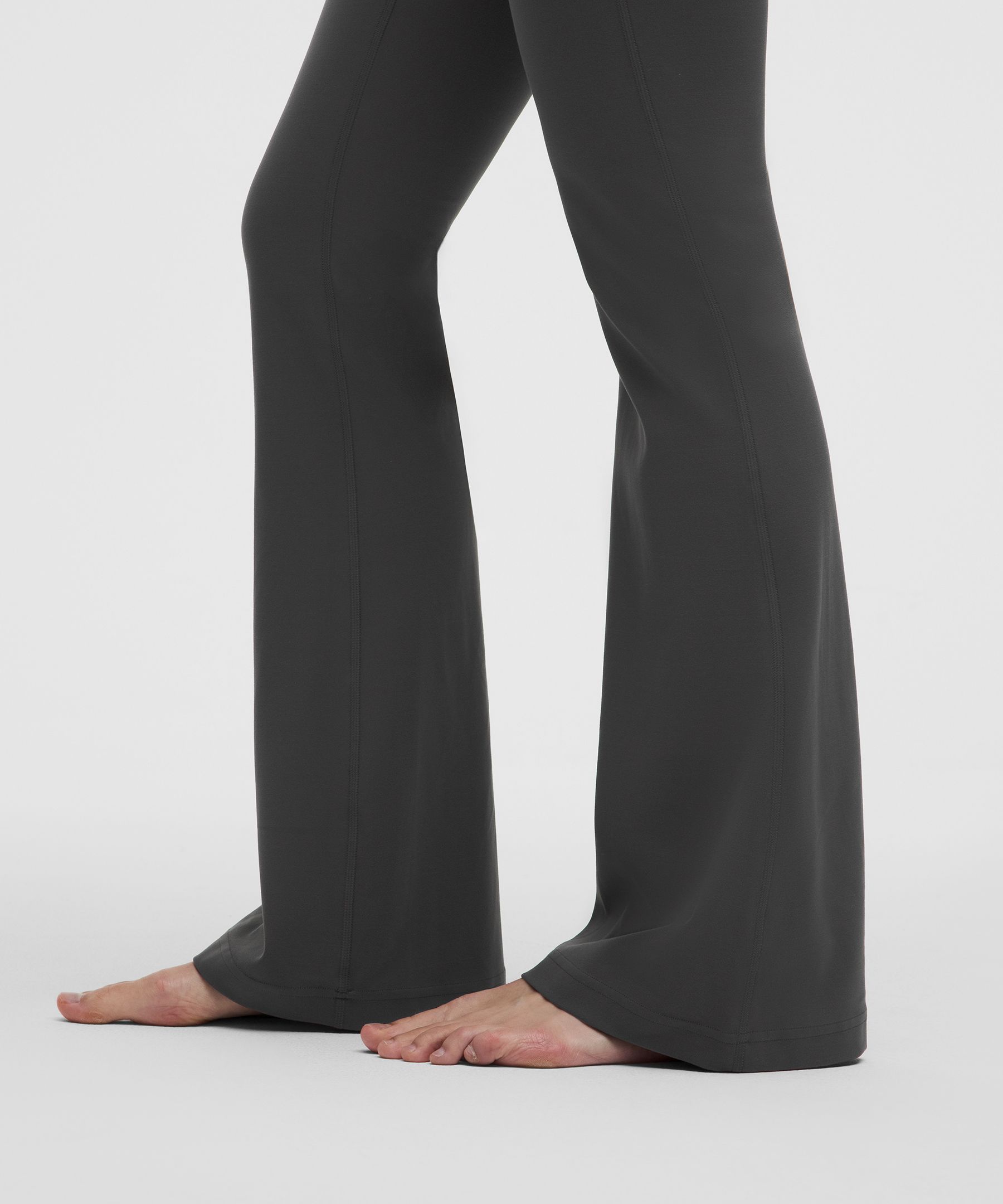 Groove No Line High-Rise Flared Pants *Asia Fit