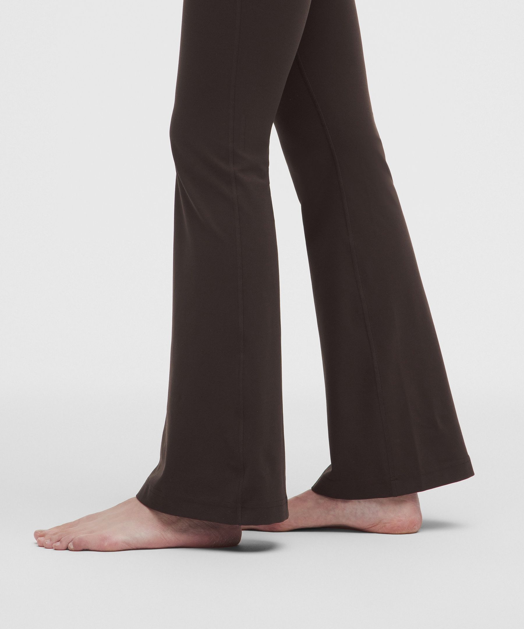 Groove No Line High-Rise Flared Pants *Asia Fit