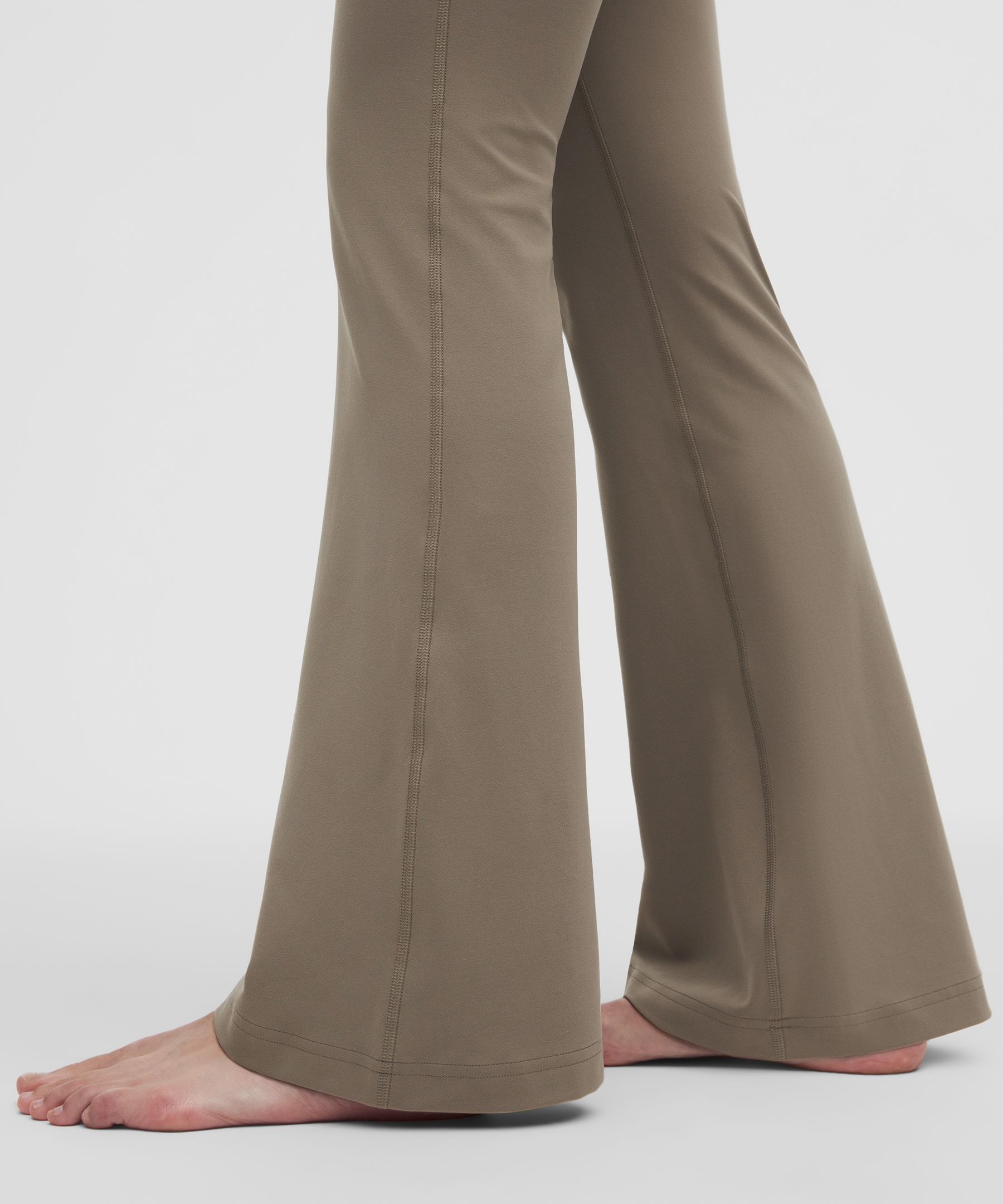 Groove No Line High-Rise Flared Pants *Asia Fit