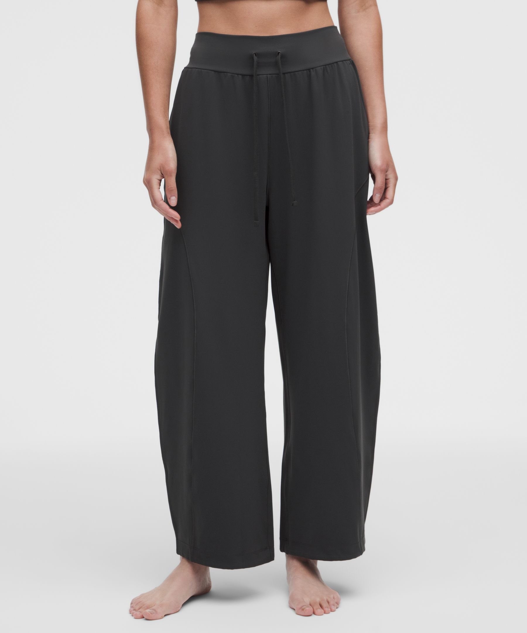 Groove Low-Rise Relaxed Cinch Pants *Asia Fit