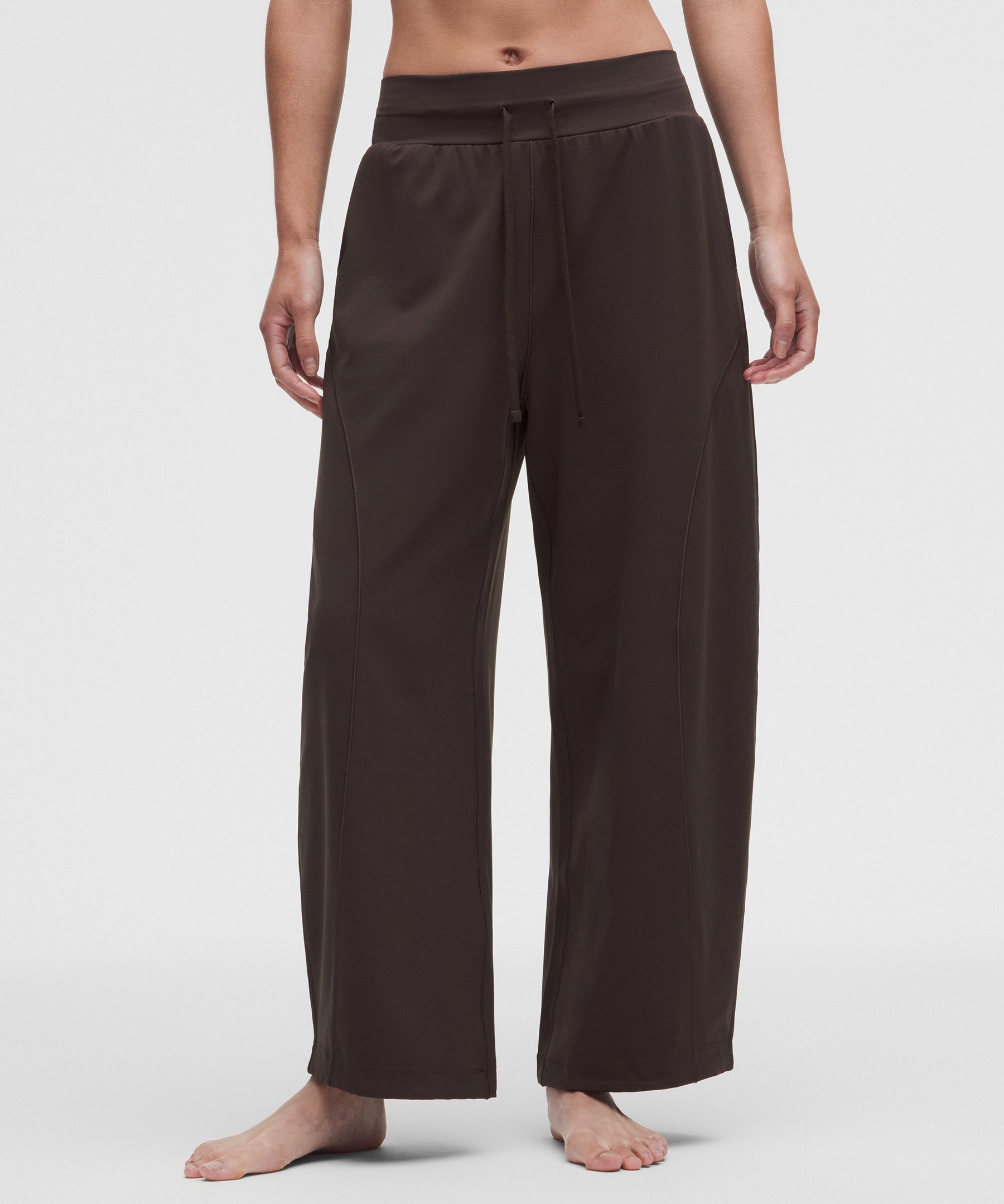 Groove Low-Rise Relaxed Cinch Pants *Asia Fit