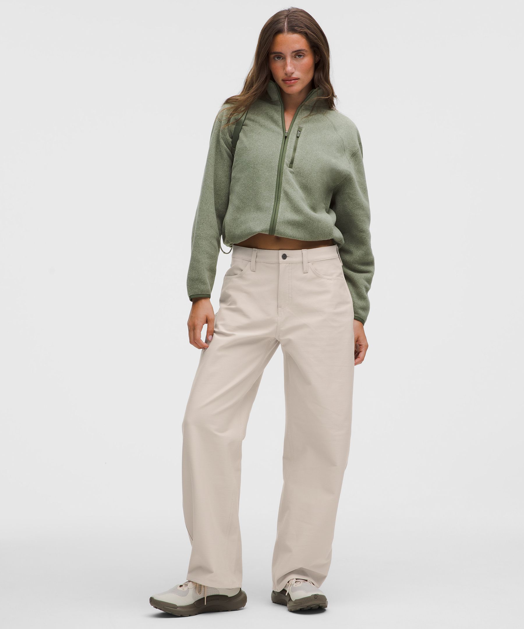 EasyFive Low-Rise Barrel-Leg Pant