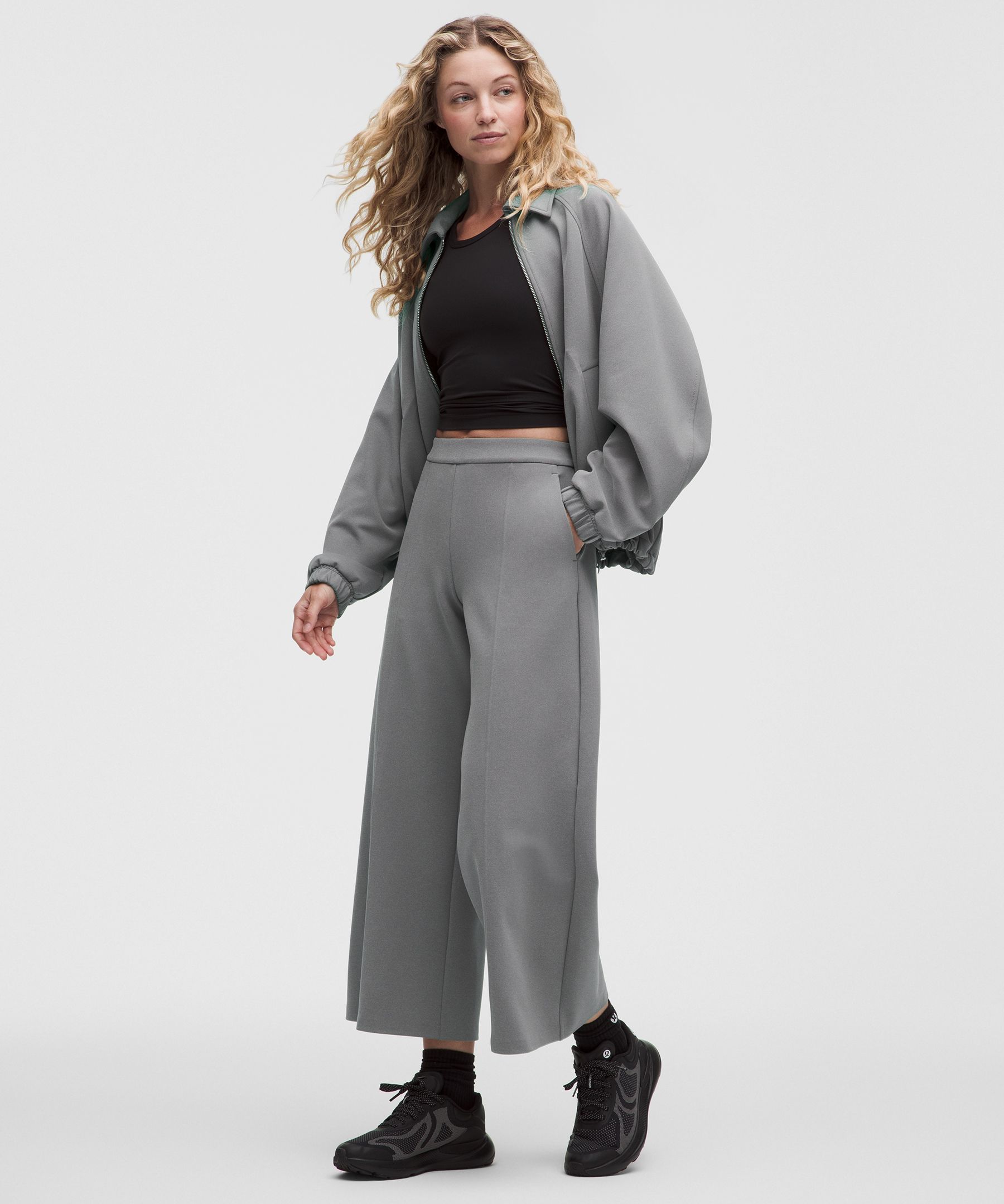 Daydrift Mid-Rise Cropped Wide-Leg Trouser Short