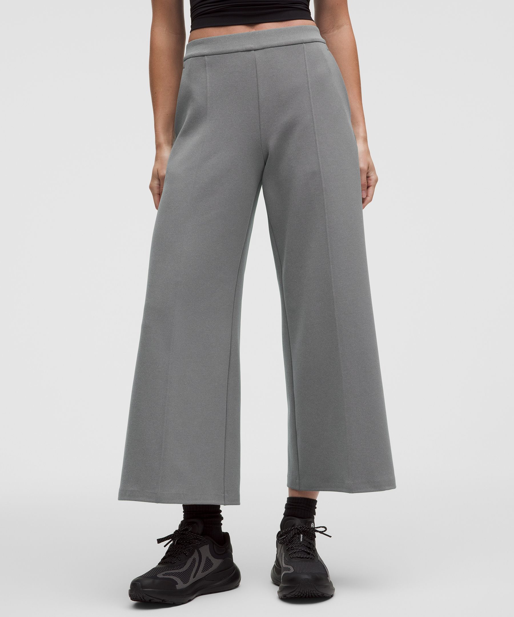 Daydrift Mid-Rise Cropped Wide-Leg Trouser Short