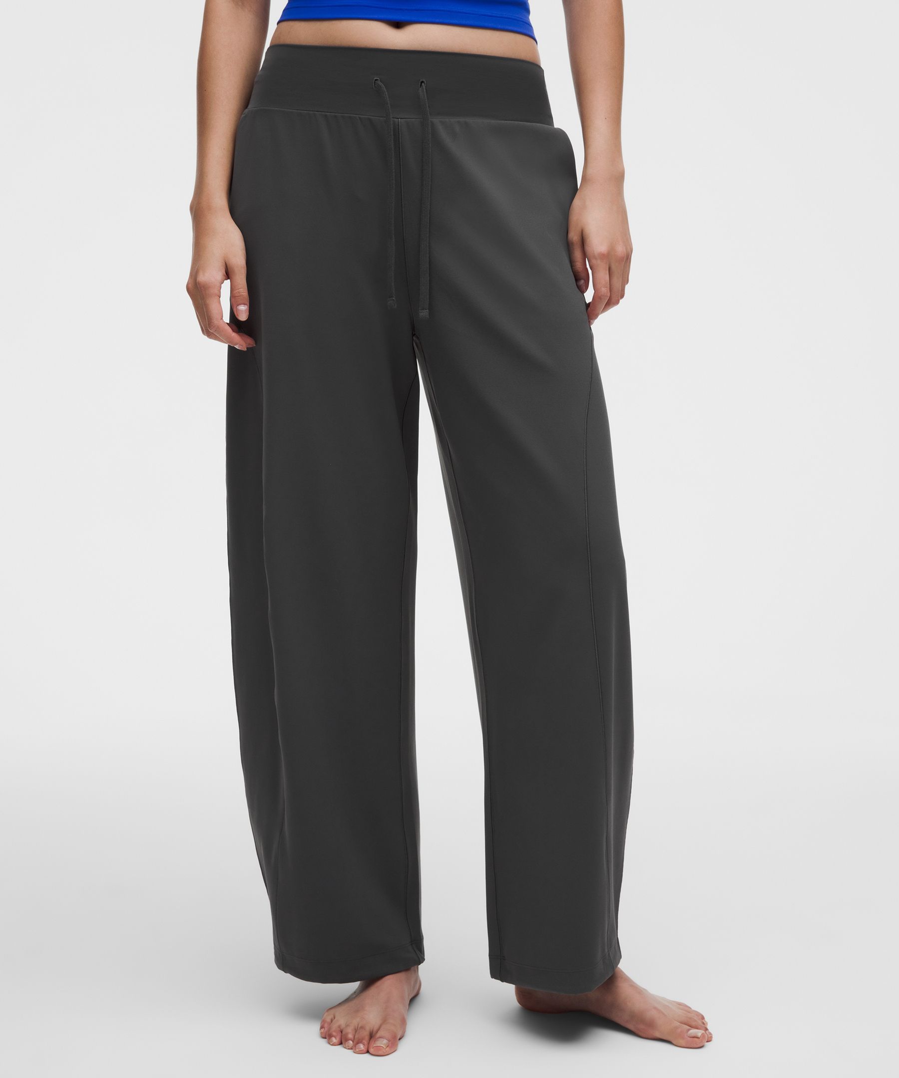 Groove Low-Rise Relaxed Cinch Pant