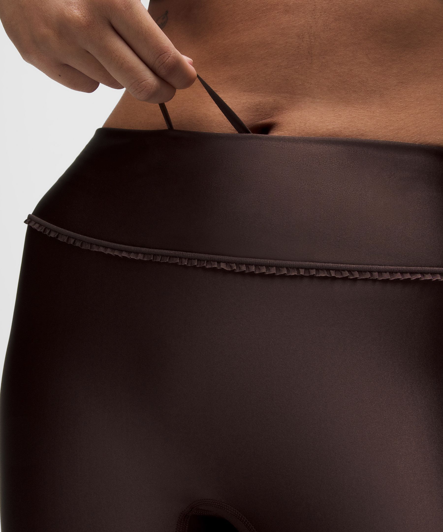 Legging GANNI x lululemon &agrave; volants taille mi-haute 71 cm