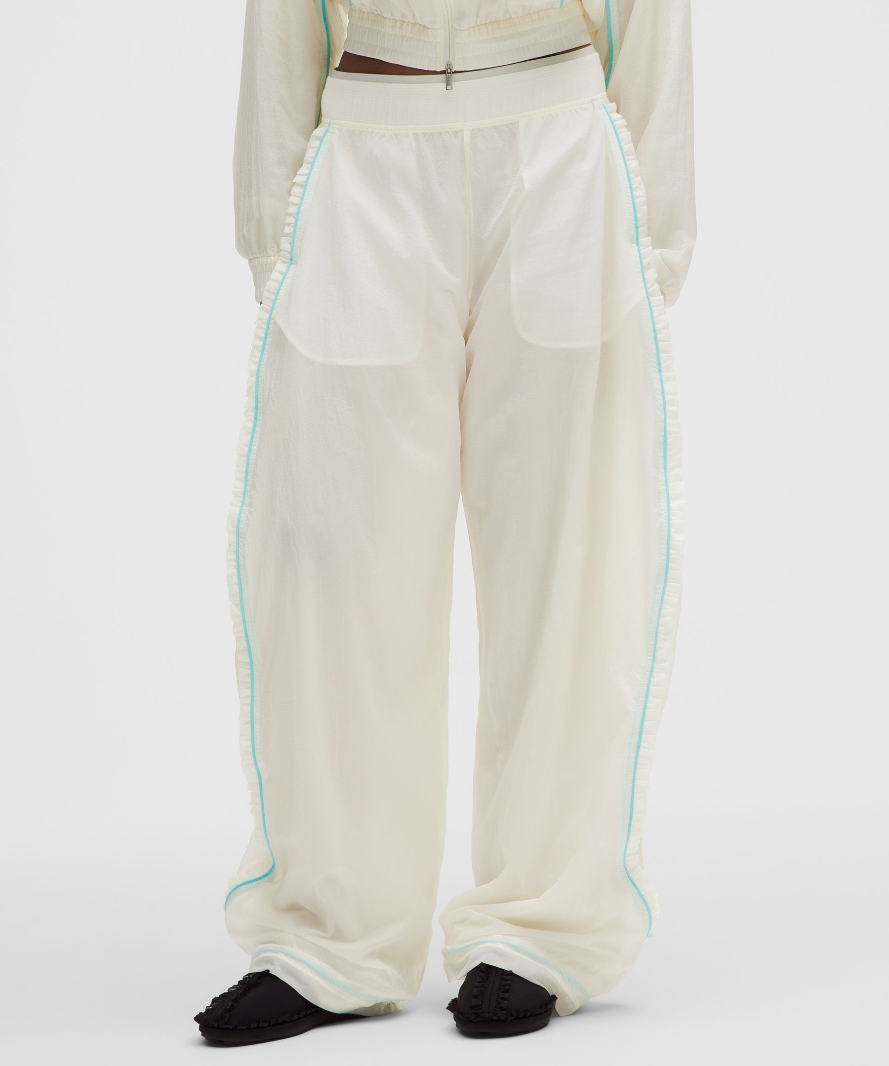 GANNI x lululemon Hose mit mittelhohem Bund und ger&uuml;schtem Besatz