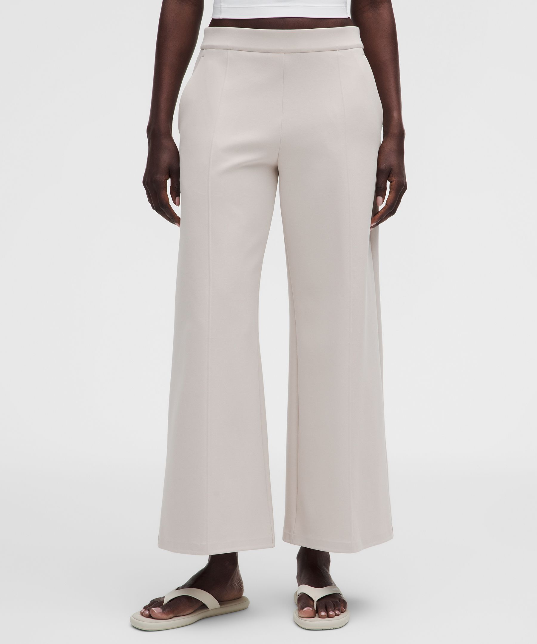 Daydrift Mid-Rise Cropped Wide-Leg Trouser Short