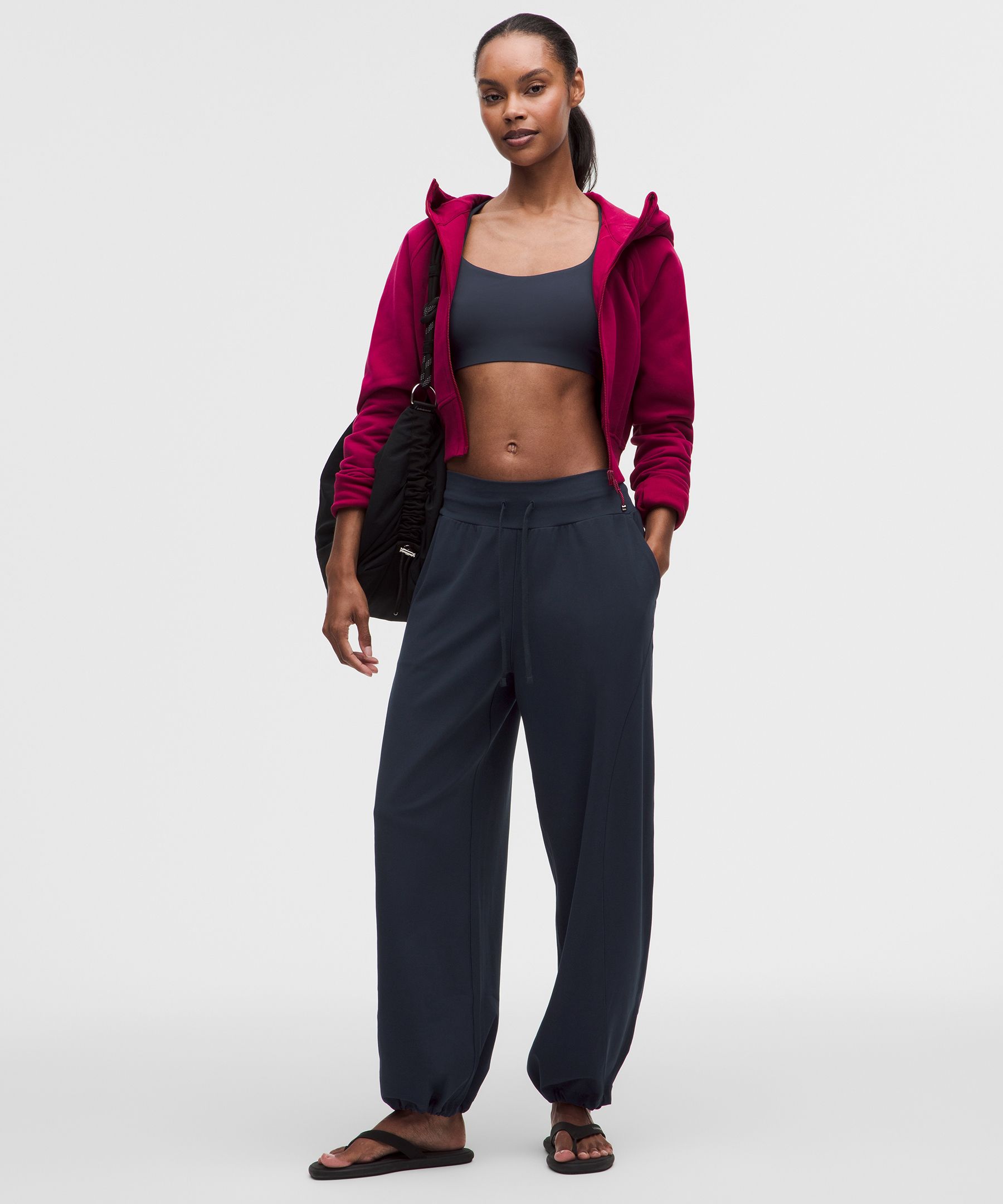 Groove Low-Rise Relaxed Cinch Pant *Regular