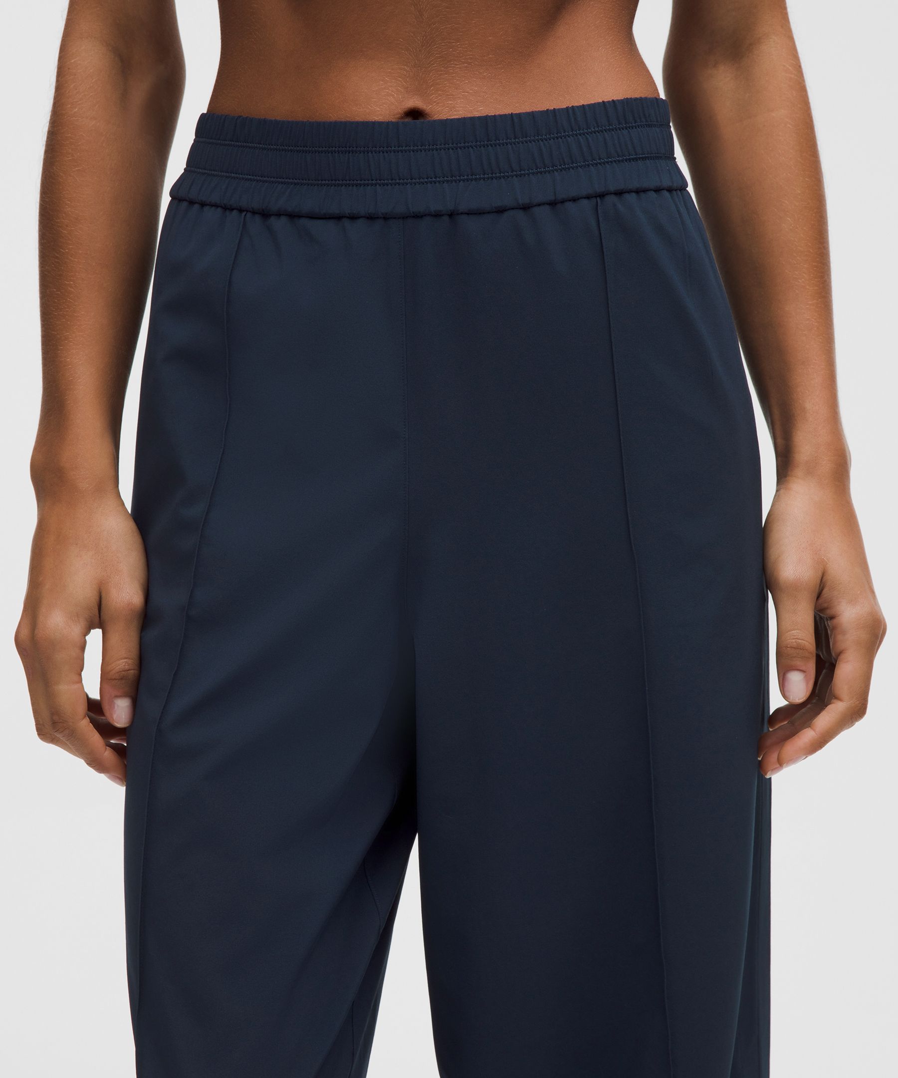 Breezily Mid-Rise Pant