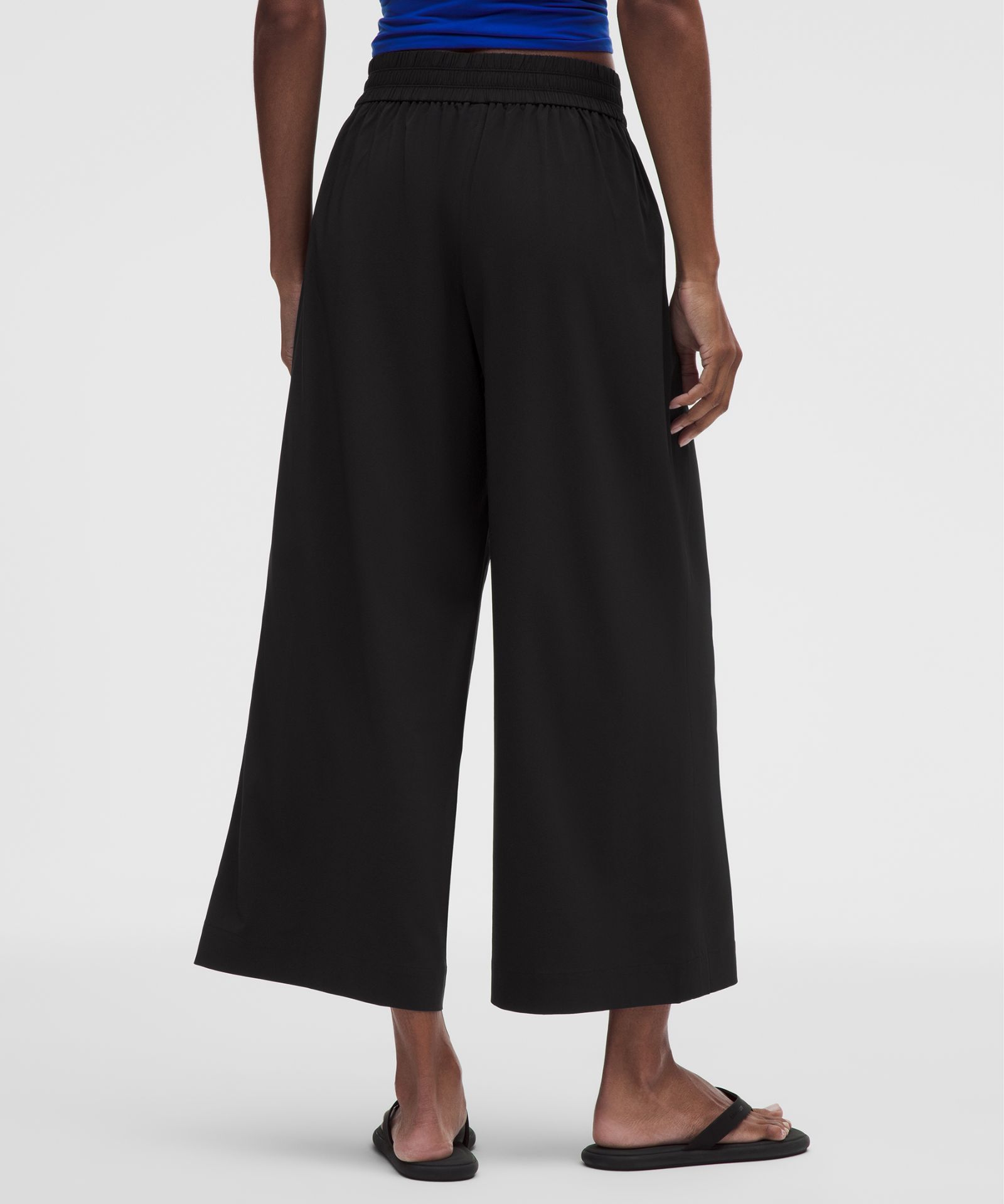 Женские укороченные брюки Lululemon Breezily Mid-Rise — фото 3