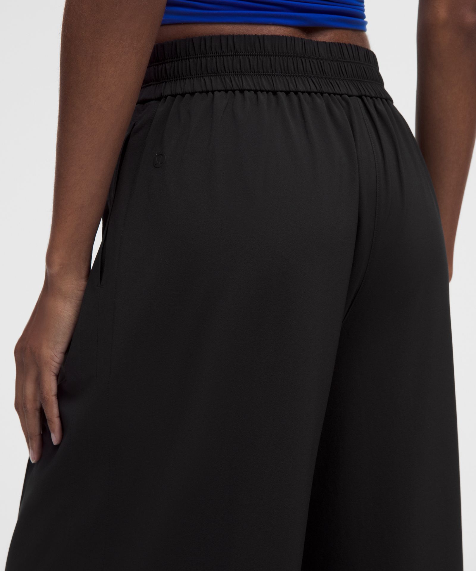 Женские укороченные брюки Lululemon Breezily Mid-Rise — фото 6