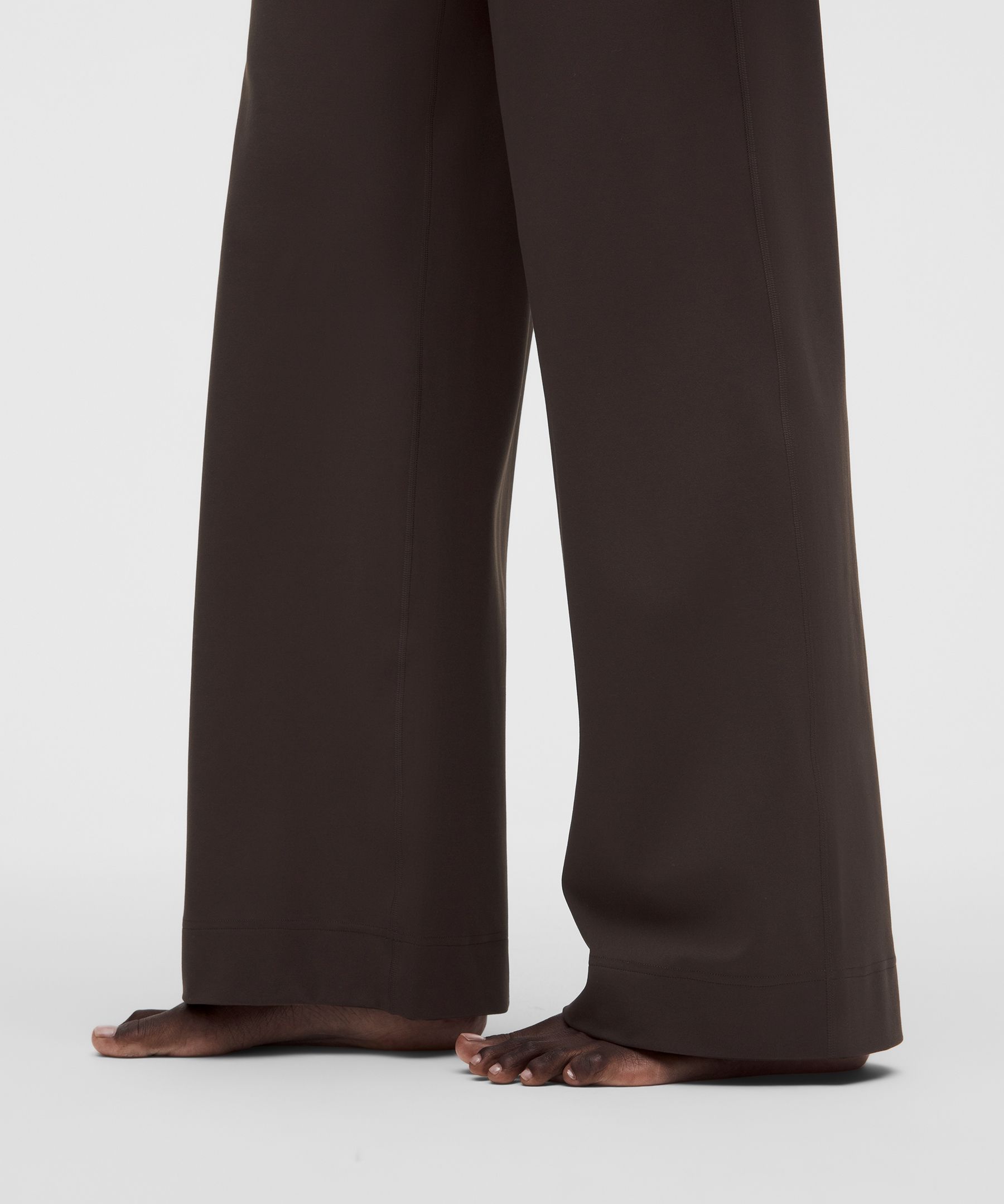 Groove High-Rise Wide-Leg Pant