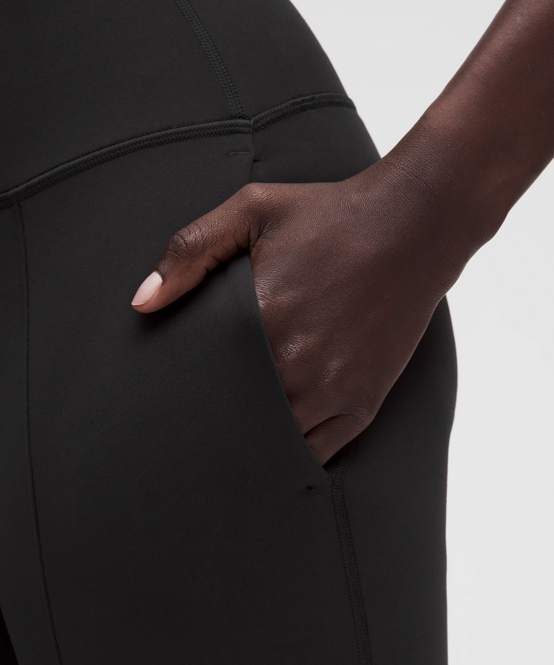 Leggings acampanados Groove de talle alto con bolsillos, 83&nbsp;cm
