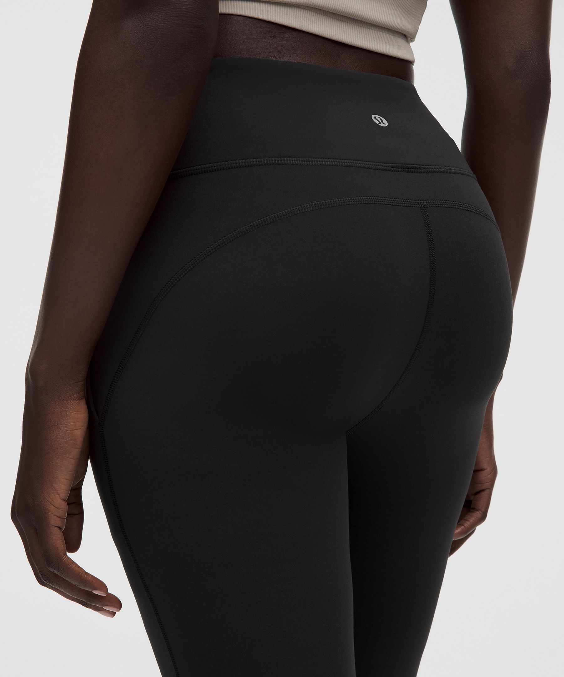 Leggings acampanados Groove de talle alto con bolsillos, 83&nbsp;cm