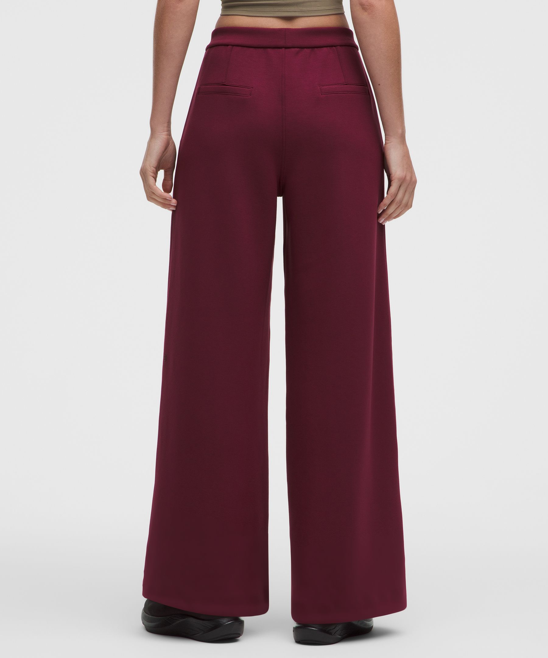 Smooth Spacer High-Rise Wide-Leg Pant *Regular