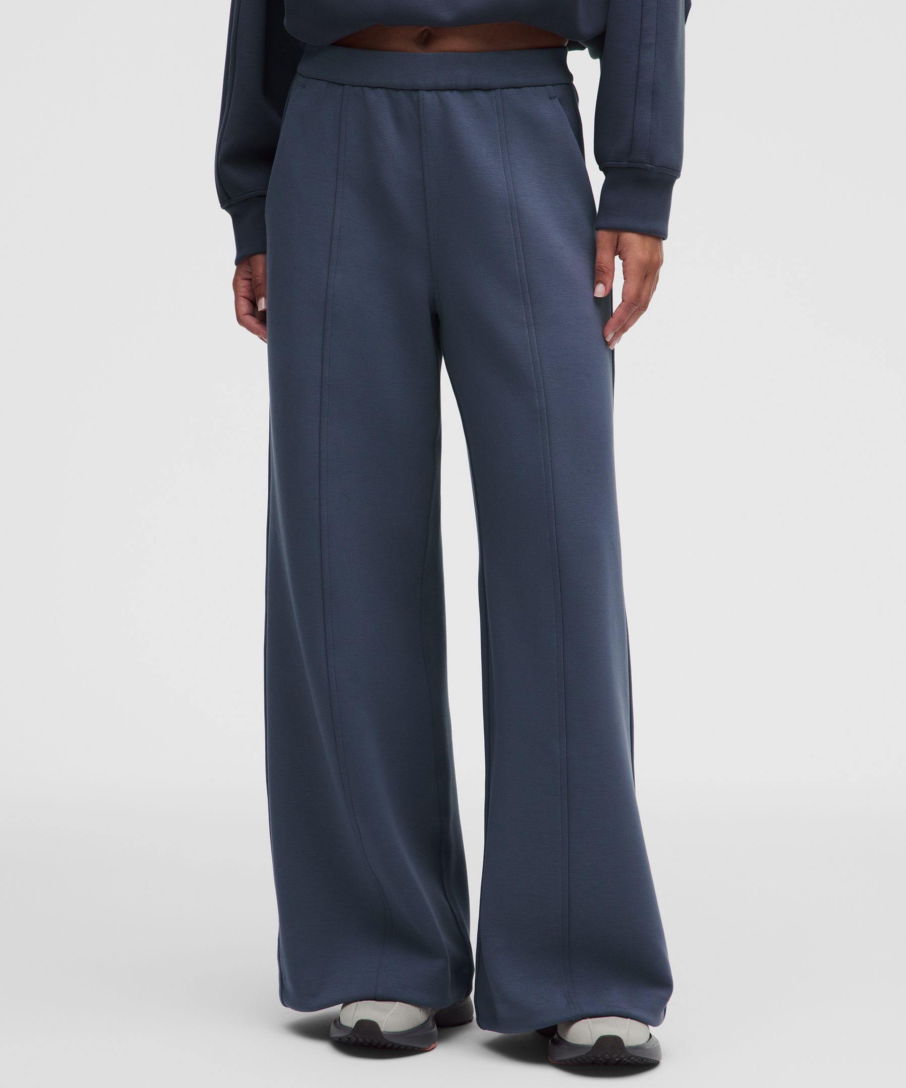 Smooth Spacer High-Rise Wide-Leg Pant *Regular