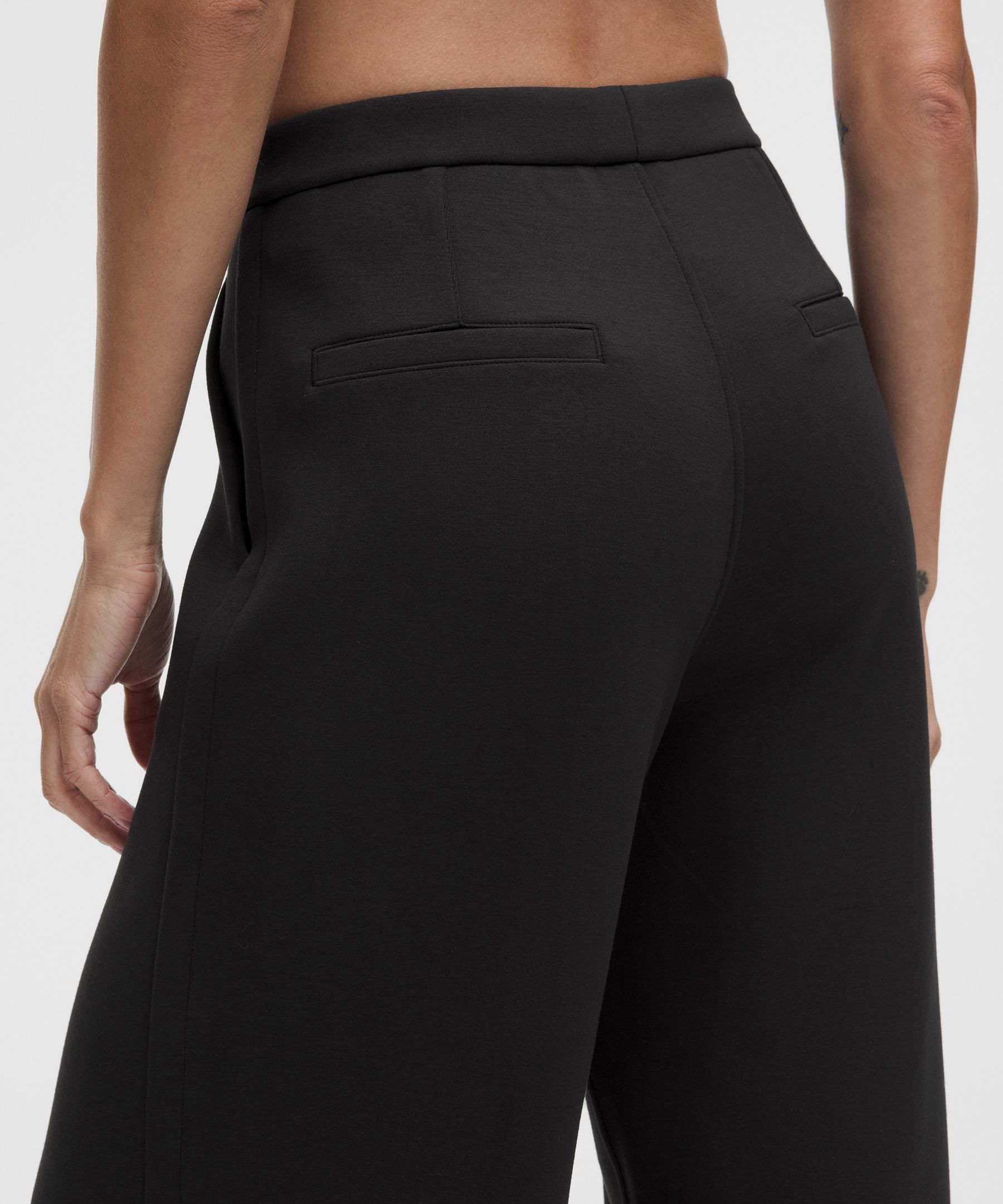 Smooth Spacer High-Rise Wide-Leg Pants *Asia Fit