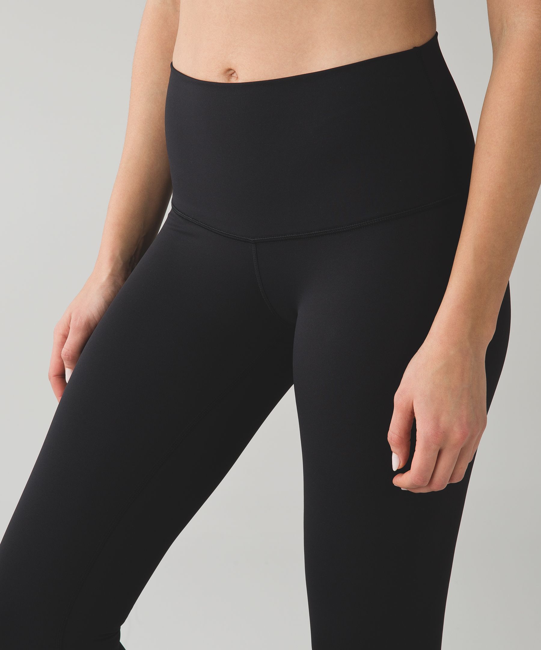 NEW Lululemon Wunder Lounge Pant, black, size 6, Women's Fashion, Bottoms,  Other Bottoms on Carousell