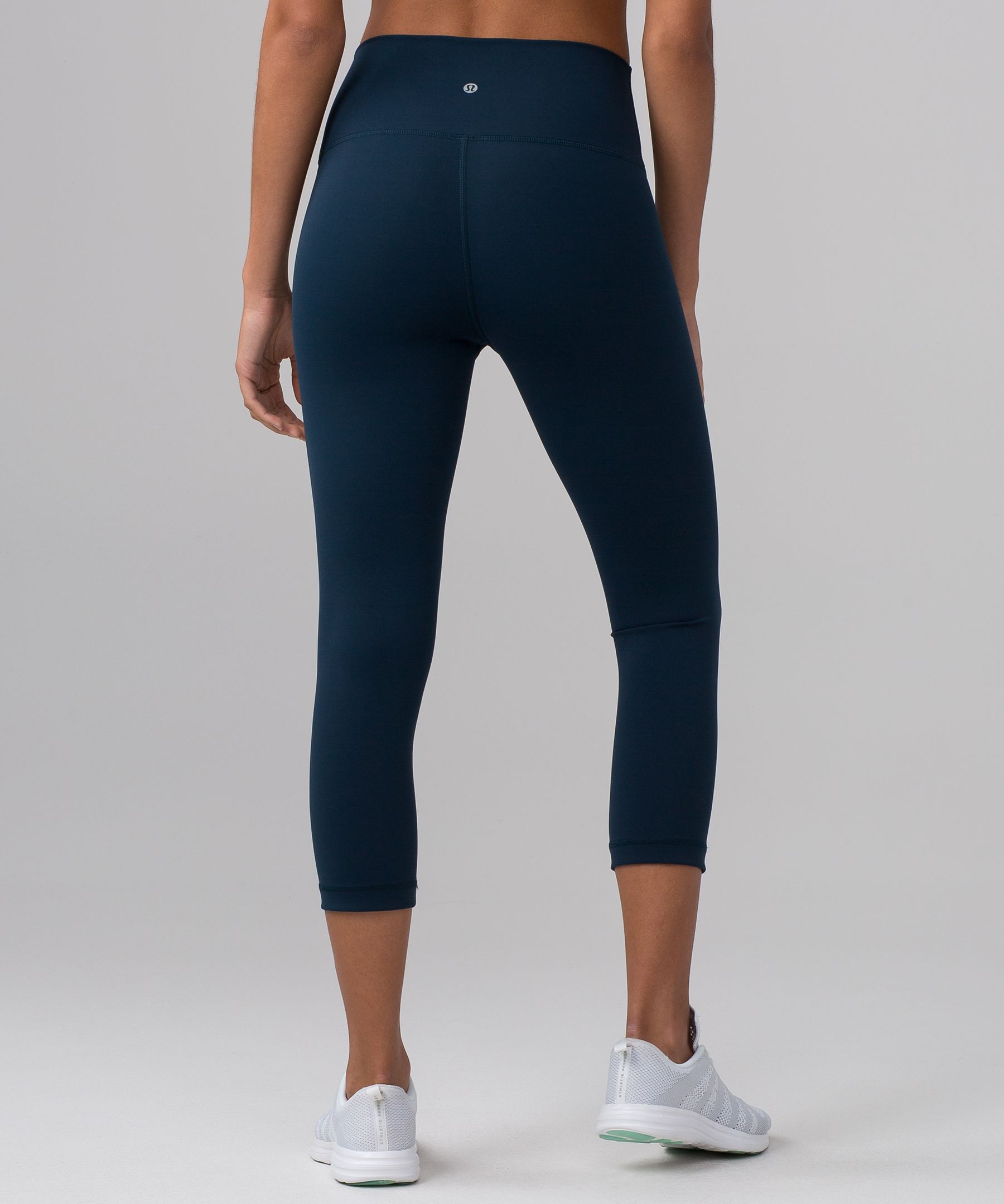 lululemon wunder under crop leggings