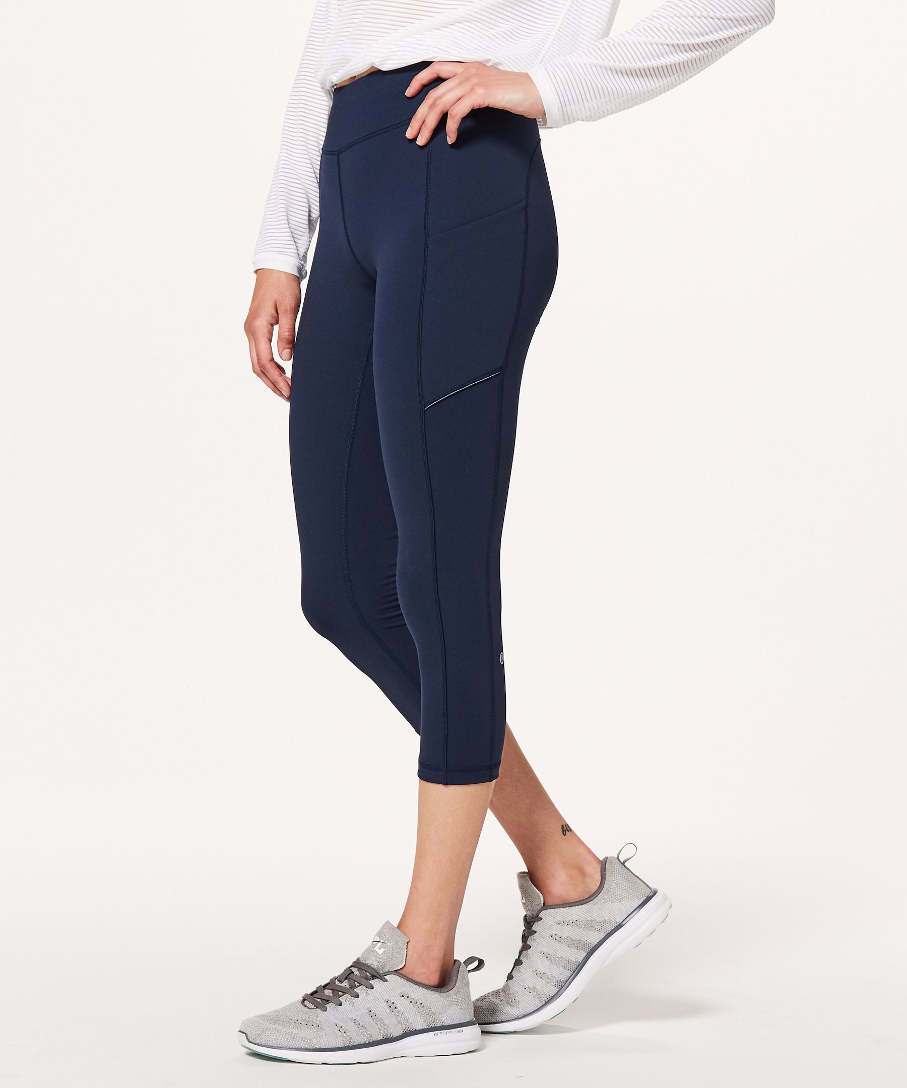 Lululemon speed up crop hotsell