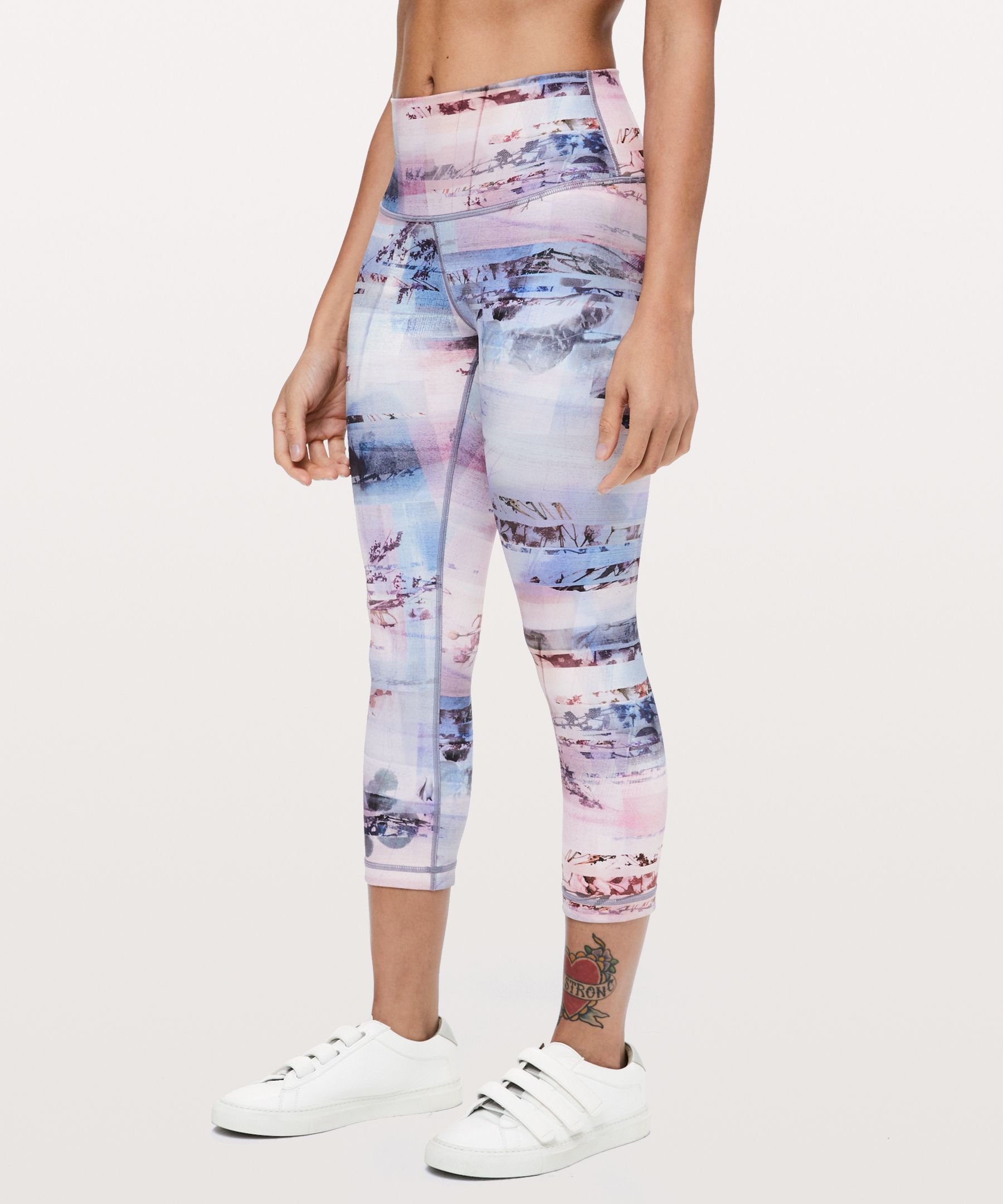 Lululemon Wunder Under Crop (Hi-Rise) (Full-On Luxtreme 21