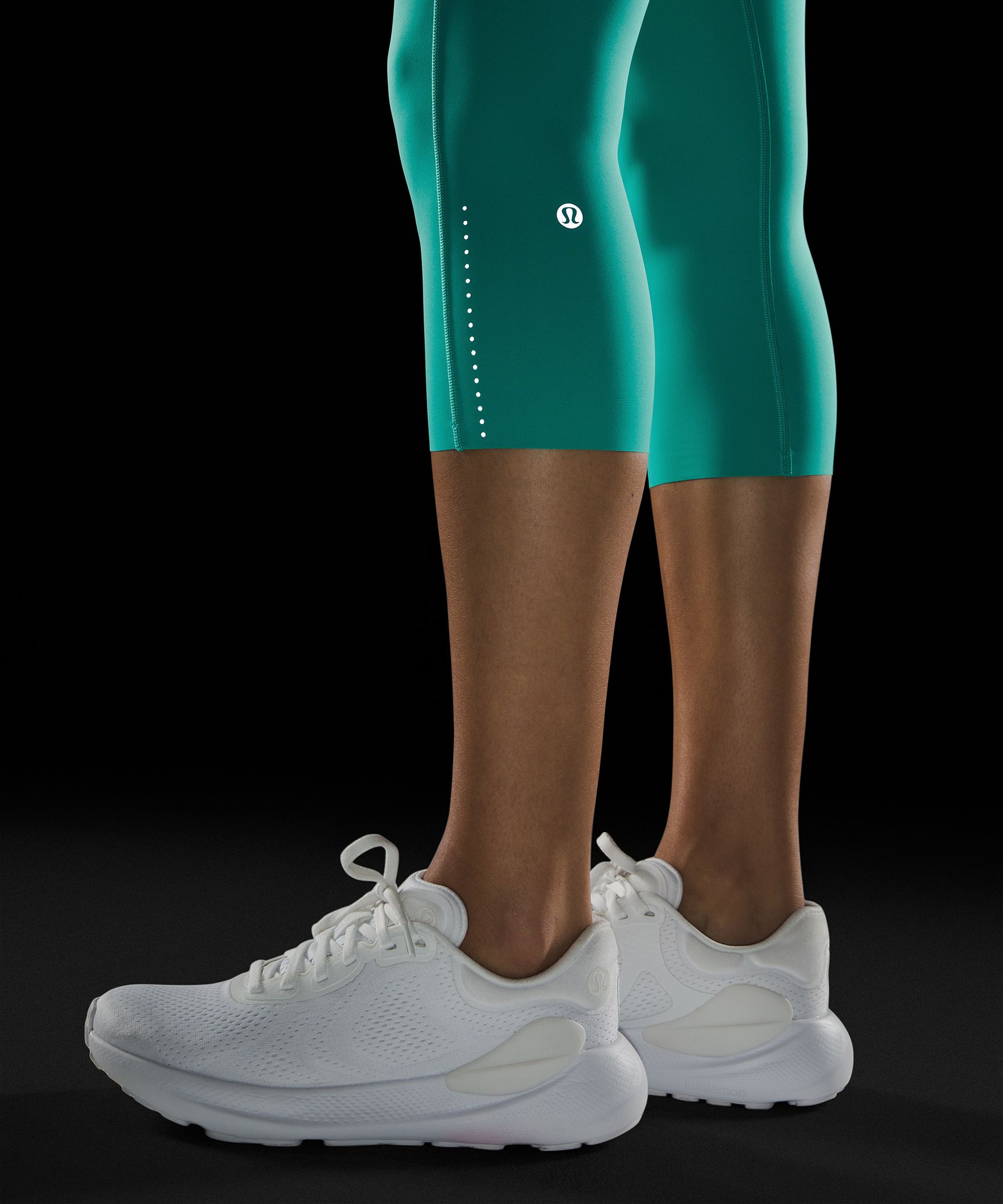 Fast and Free リフレクティブ ハイライズクロップパンツ 19インチ