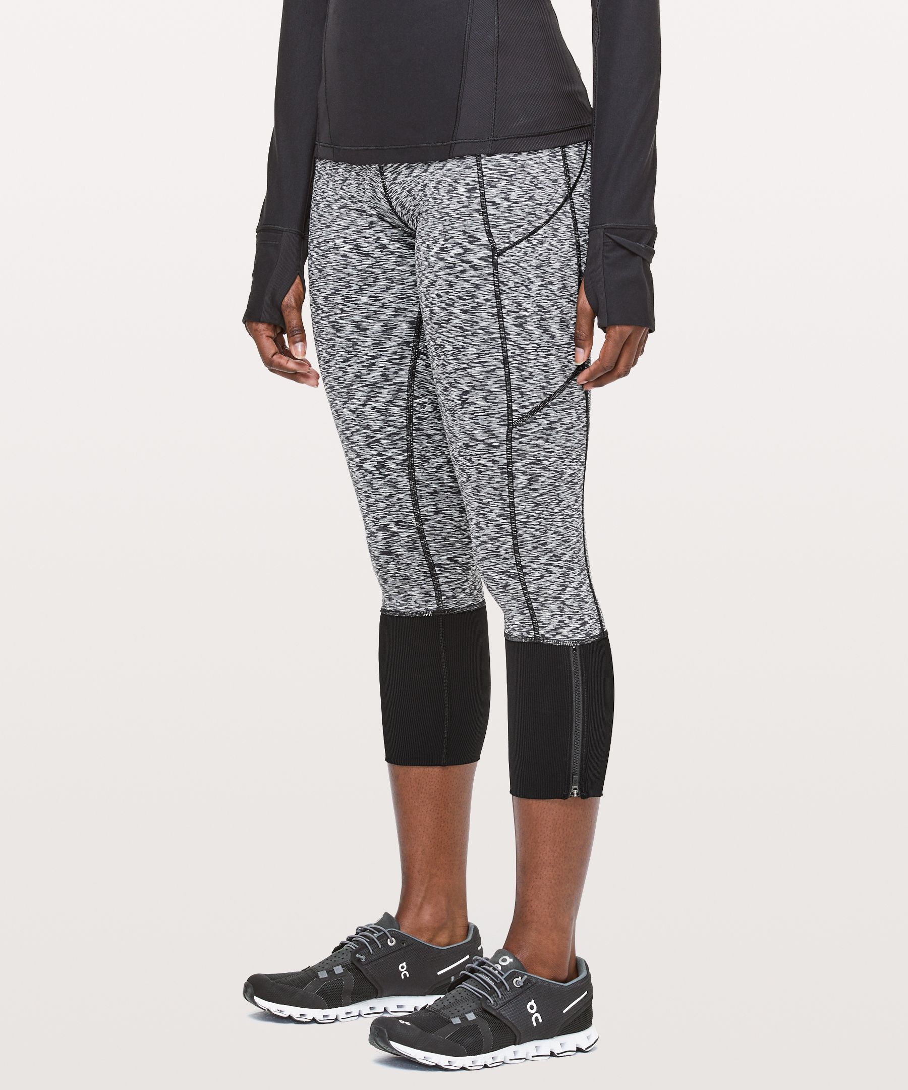 lululemon - NEAR NEW Lululemon Rebel Runner Crop Tights on Designer Wardrobe