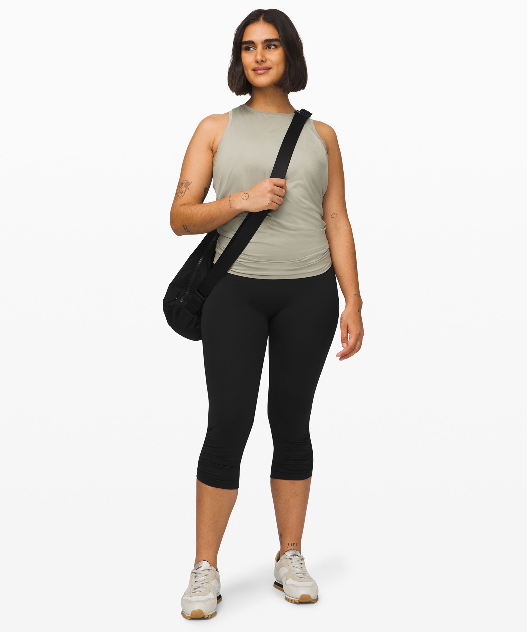 Lululemon athletica Ebb to Street Crop 21