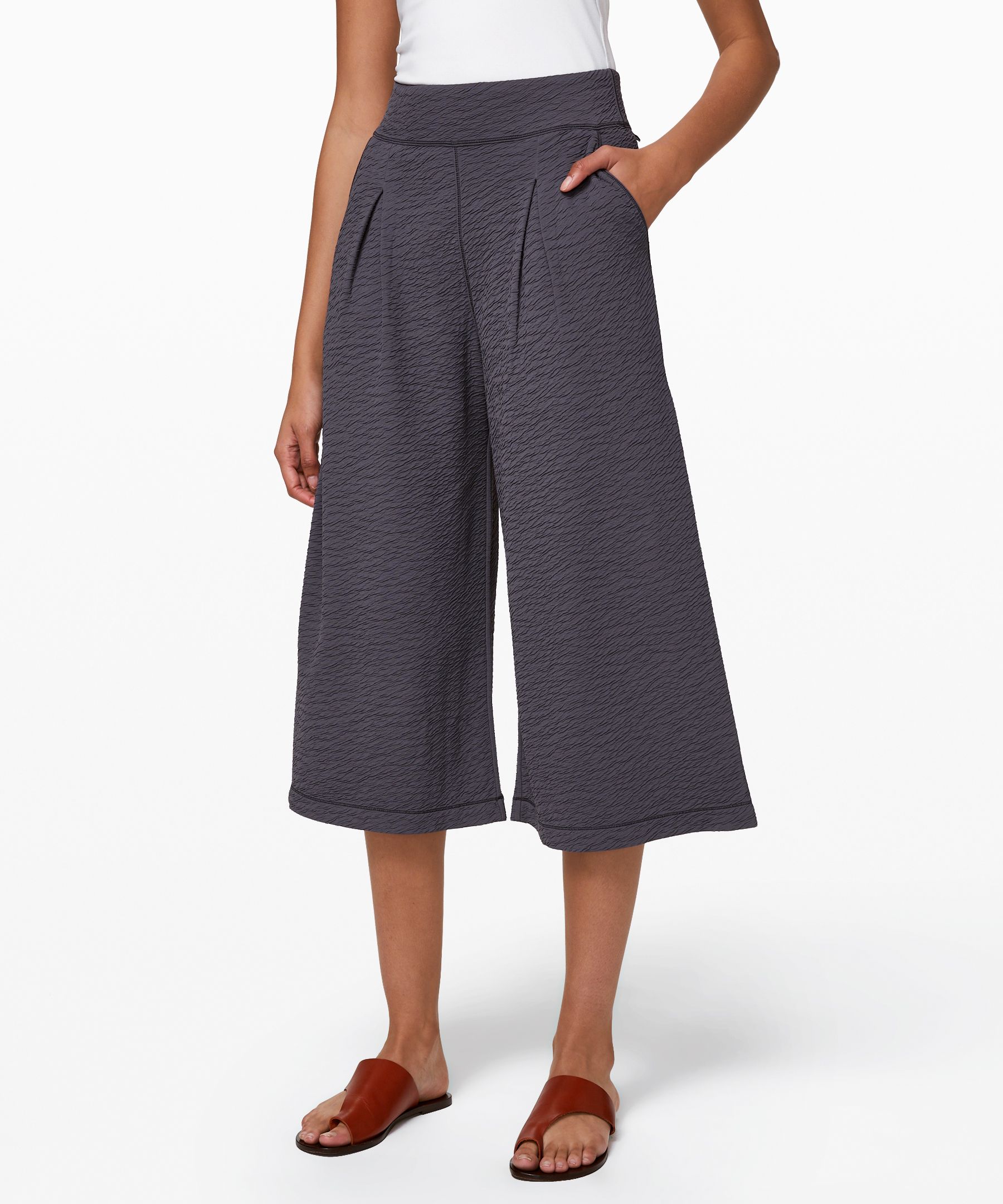 Lululemon Can You Feel The Pleat Crop In Moonwalk