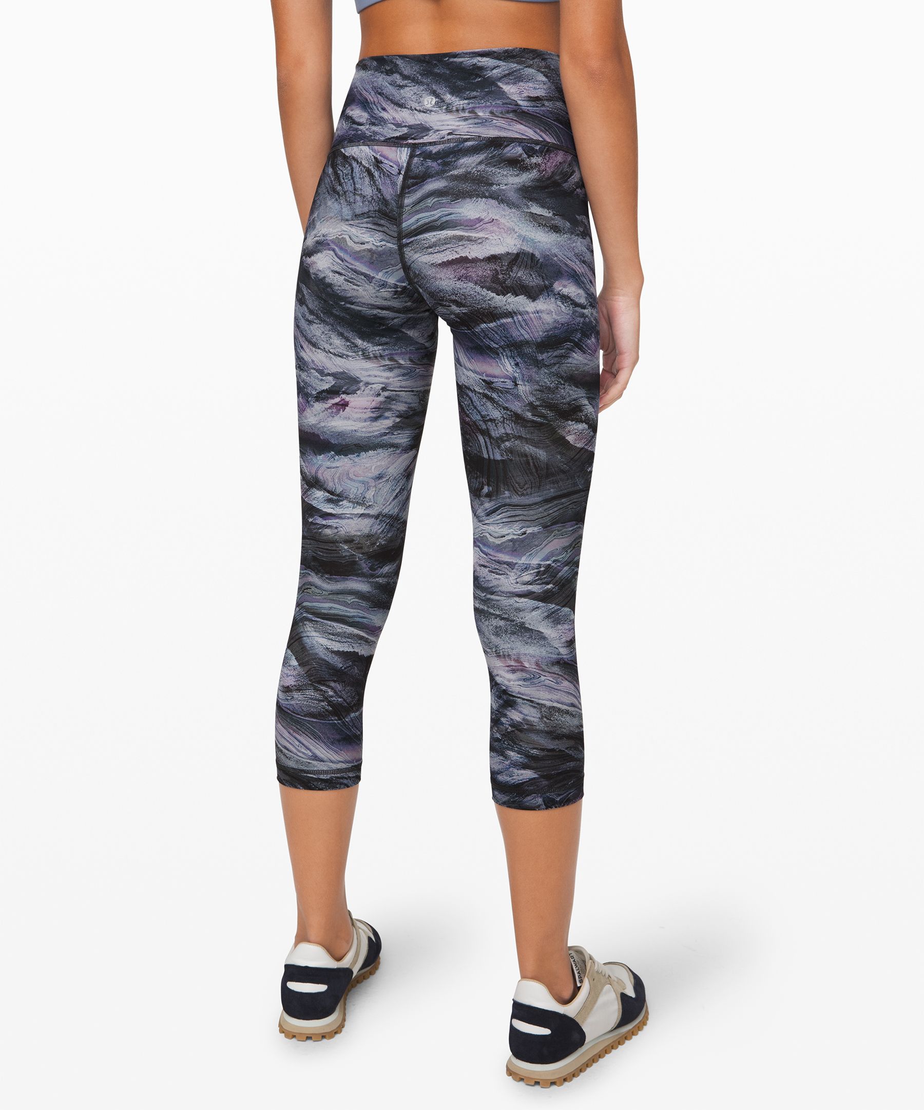 Wunder Under HR Crop 21"