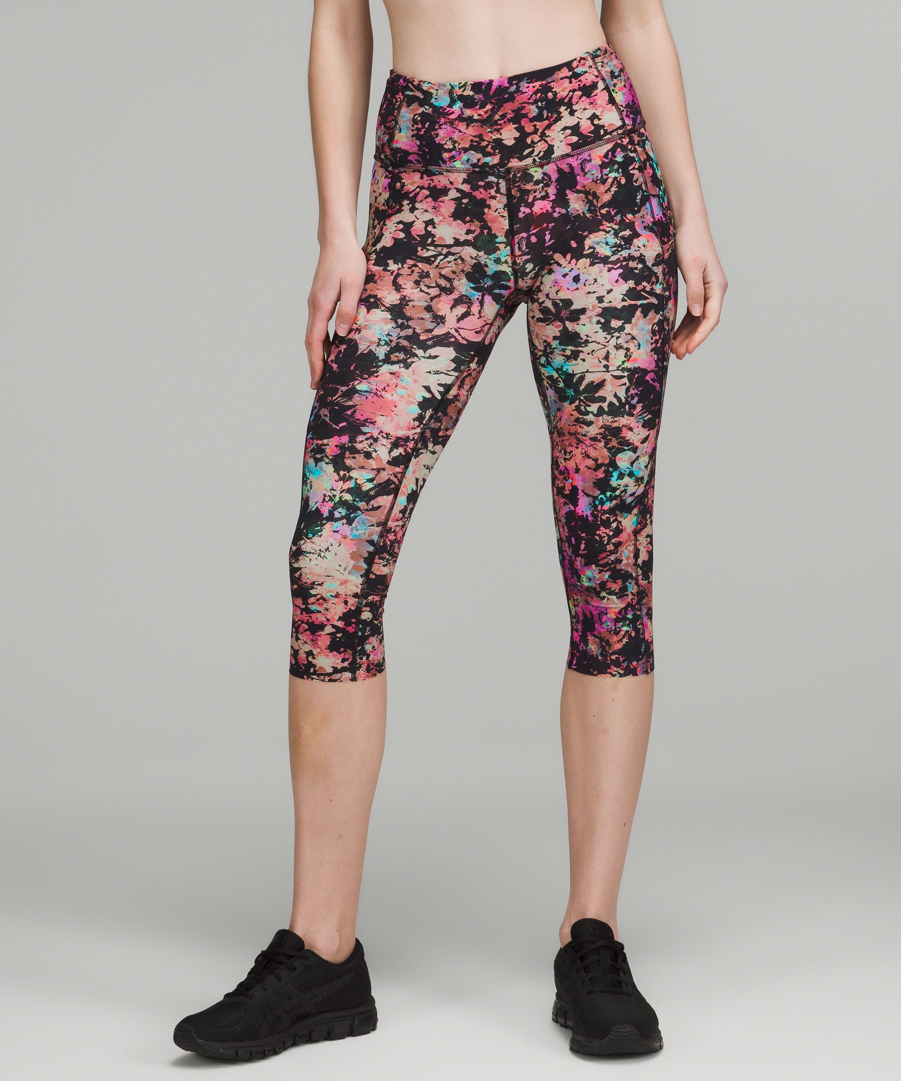 lululemon - ルルレモン Fast And Free Crop II アジア限定柄 新品 Fast and Free 【ルルレモン公式｜lululemon Japan】