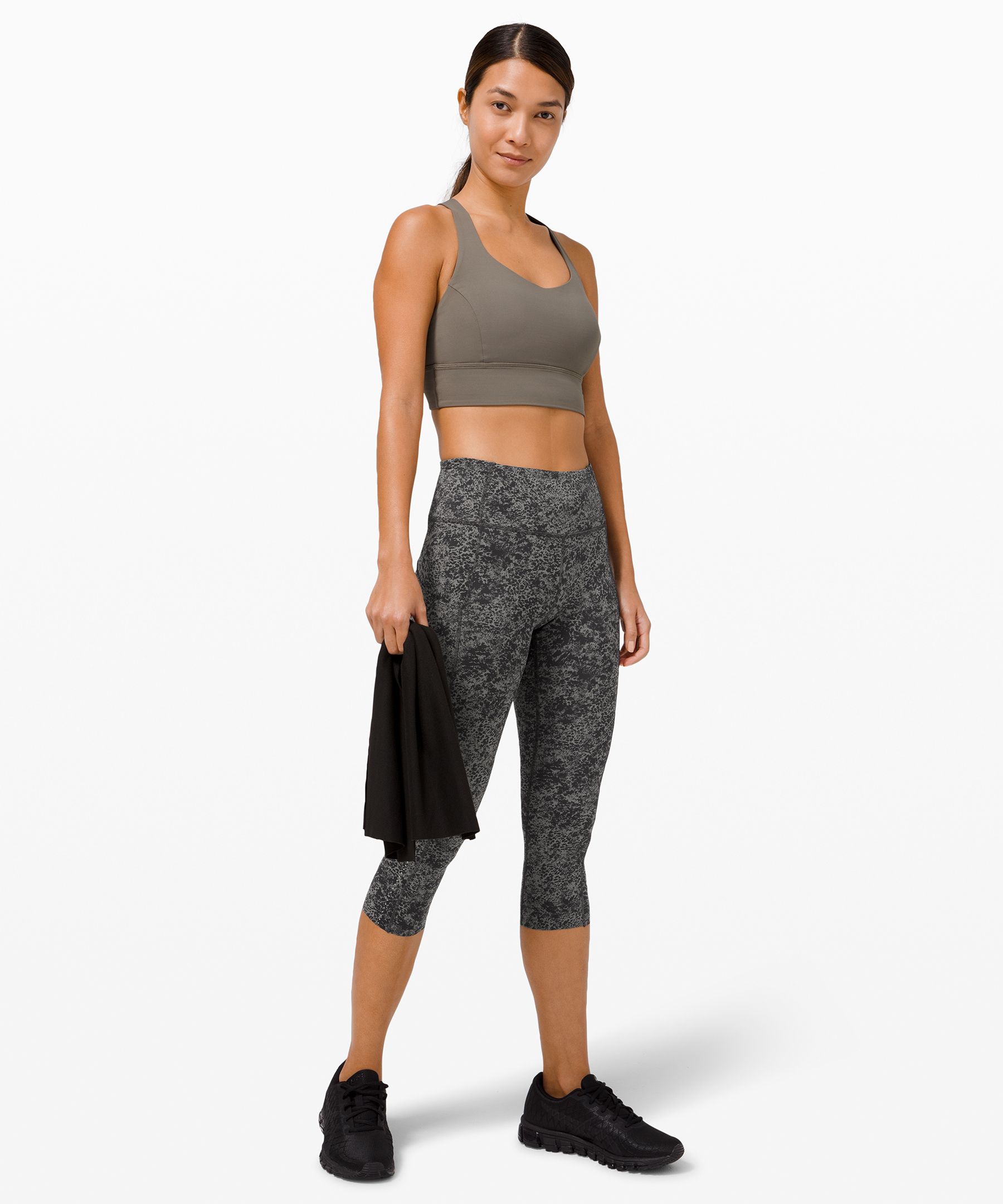 Fast and Free High-Rise Crop 19" *Reflective