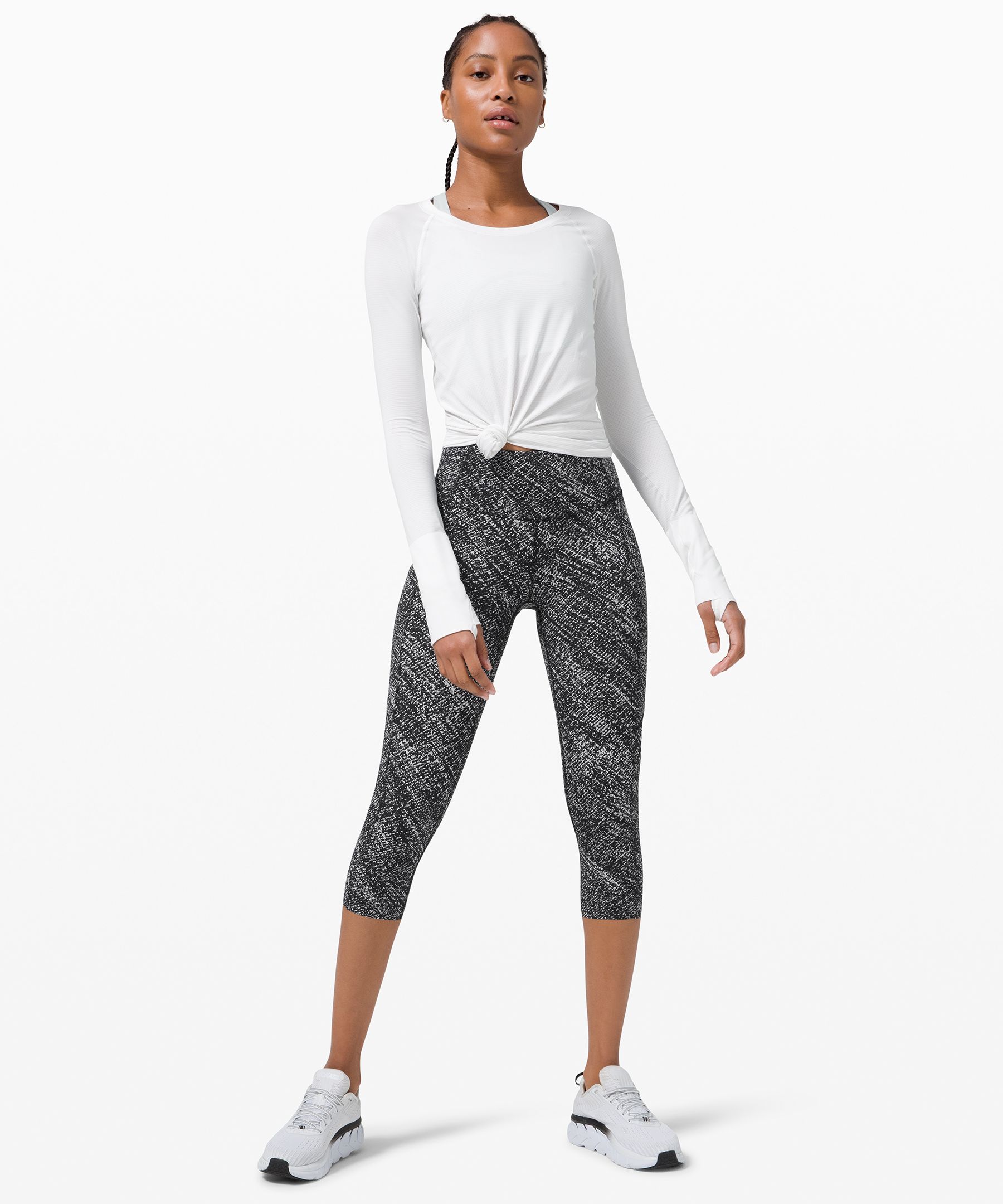 Fast and Free High-Rise Crop 19" *Reflective