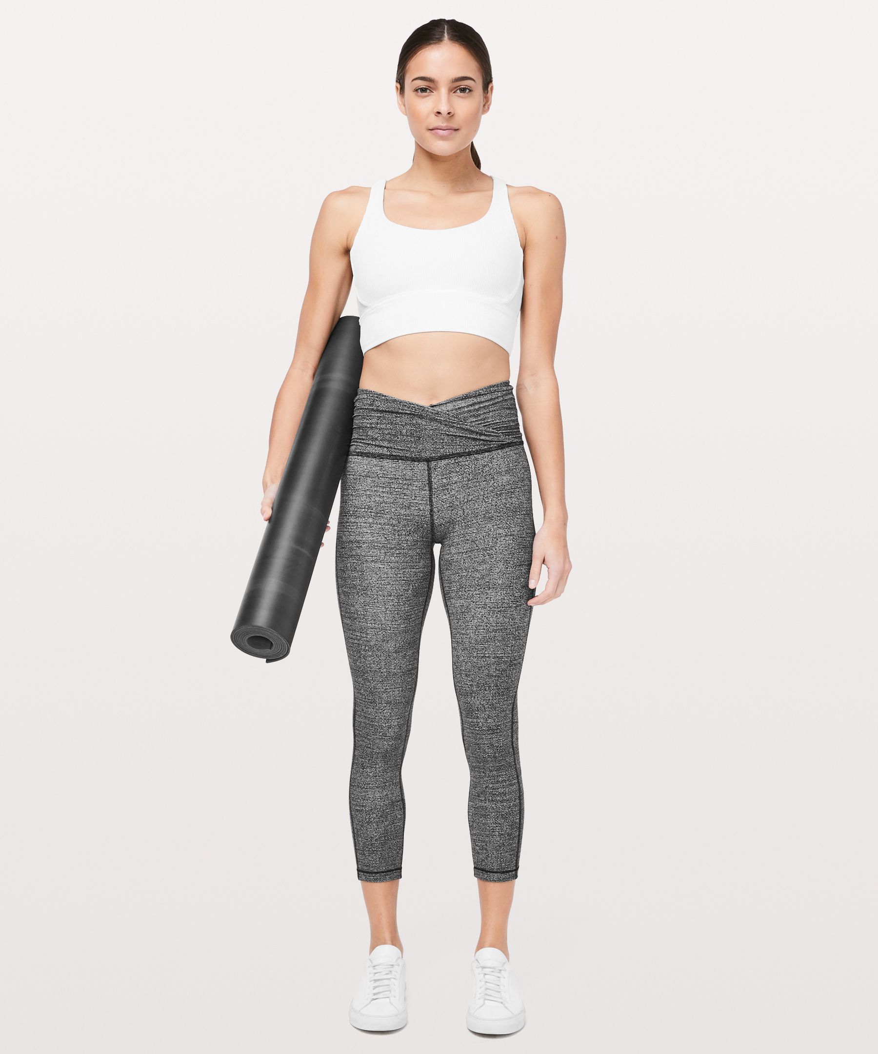 lululemon still mind crop