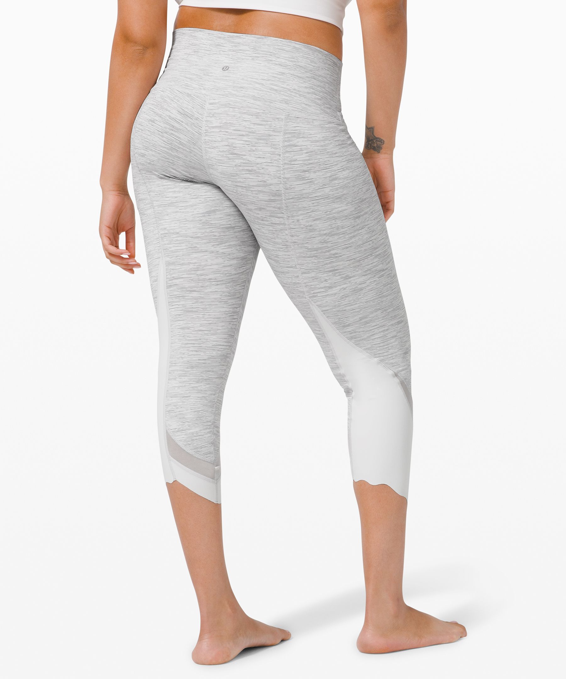 Lululemon Wunder Under High-Rise Crop 23 *Updated Scallop Full-On