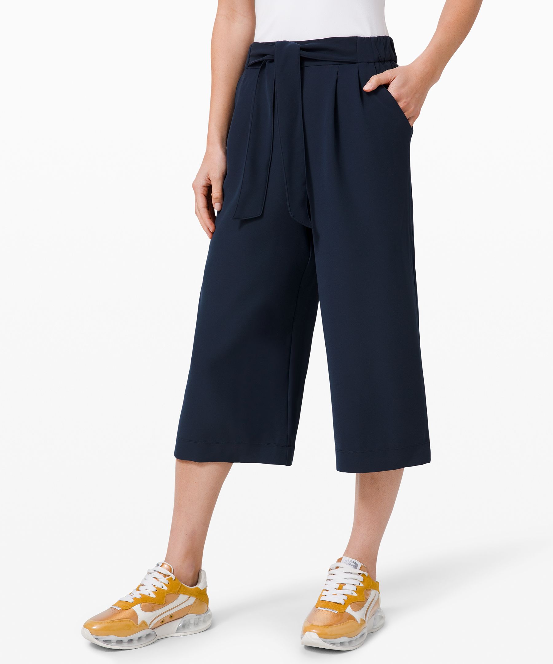 lululemon cropped pants