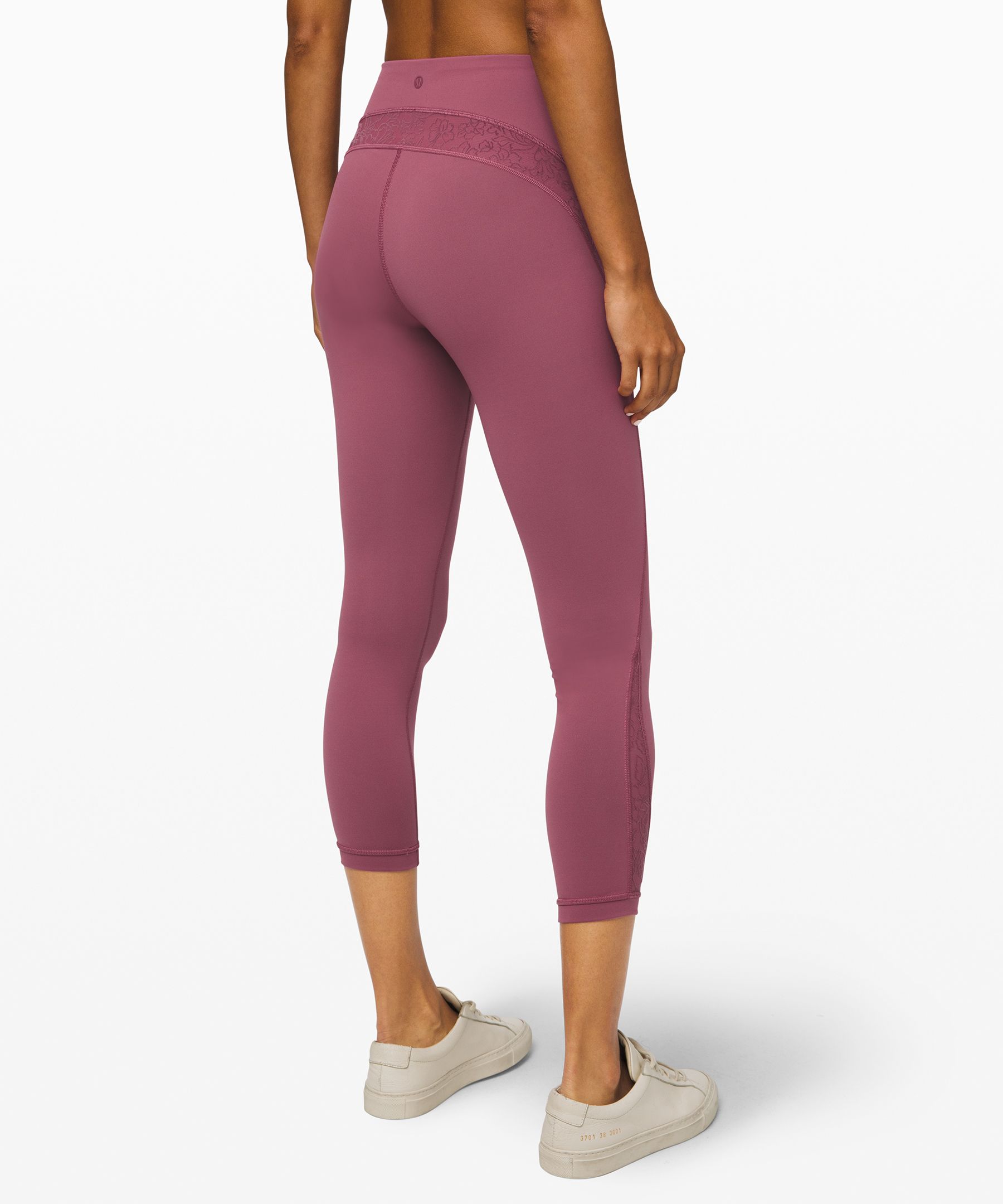 NWT---WHOLESALE LULULEMON WUNDER UNDER CROP,Discounted Lulu Candy Colors  Crops/Yoga Capris/Legging for Women,Free Shi…