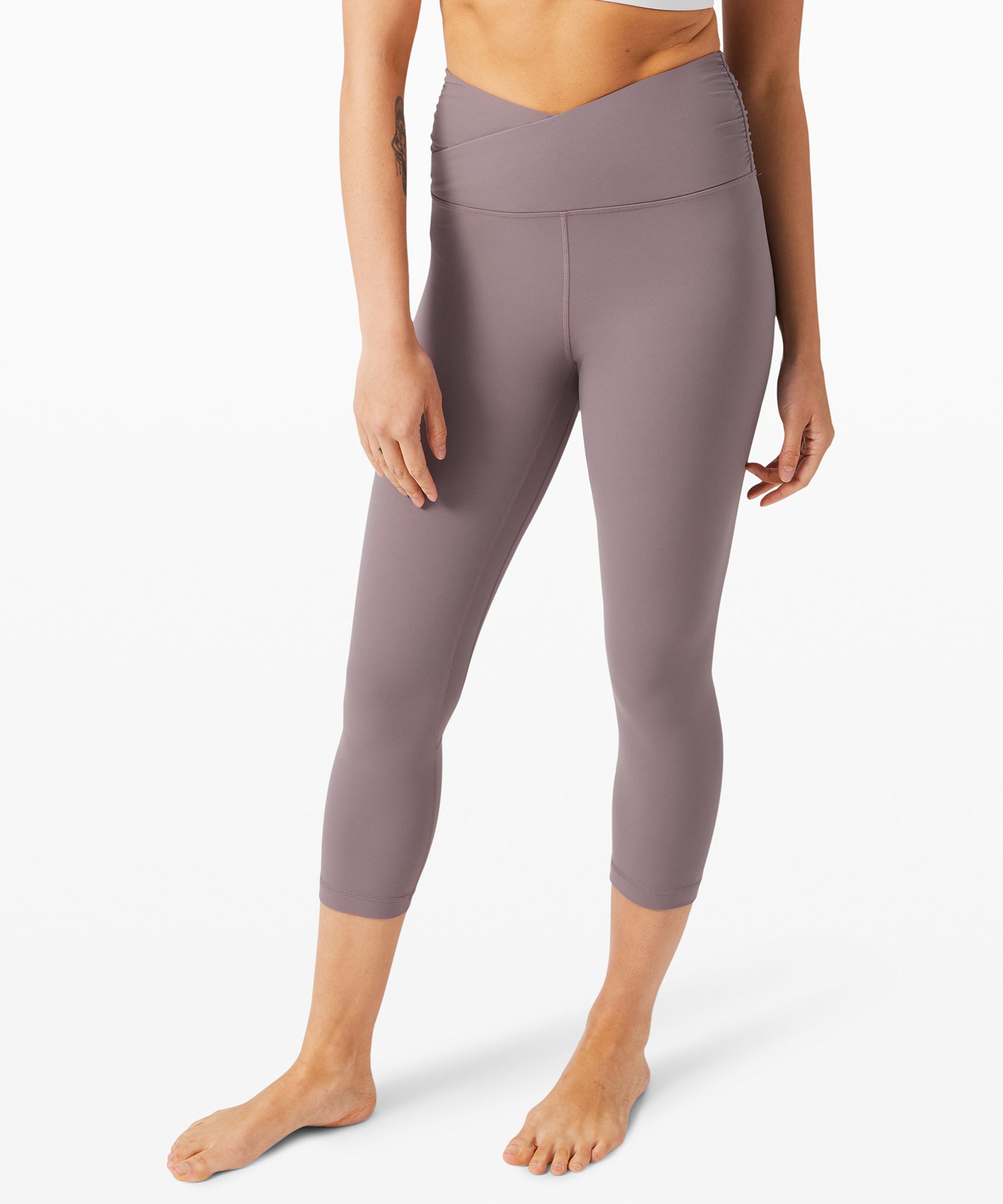 Sold Lululemon Align Crop 21 *Cross Waist