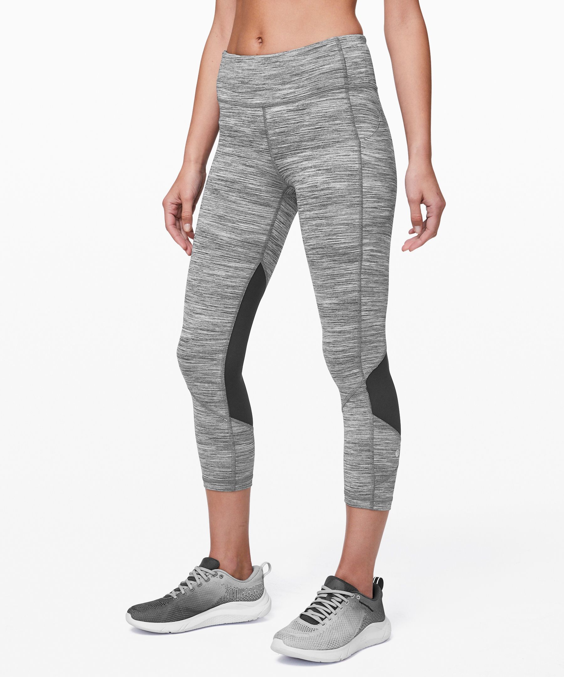 lululemon rival crop