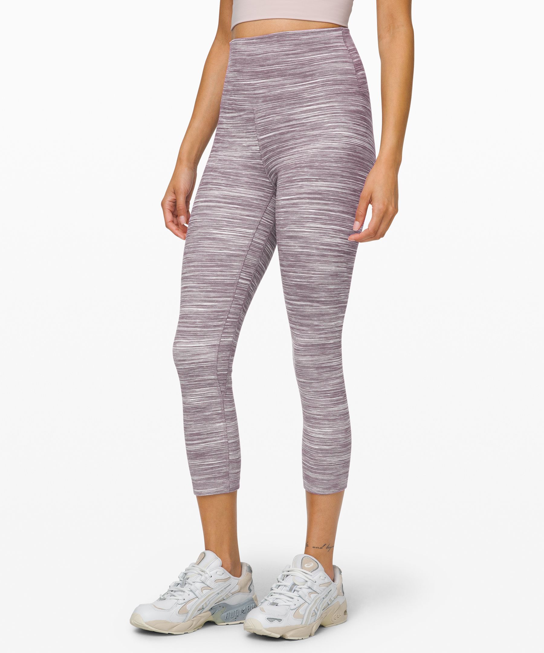 Lululemon Athletica Align Crop 21 (BLK, 4) at  Women's