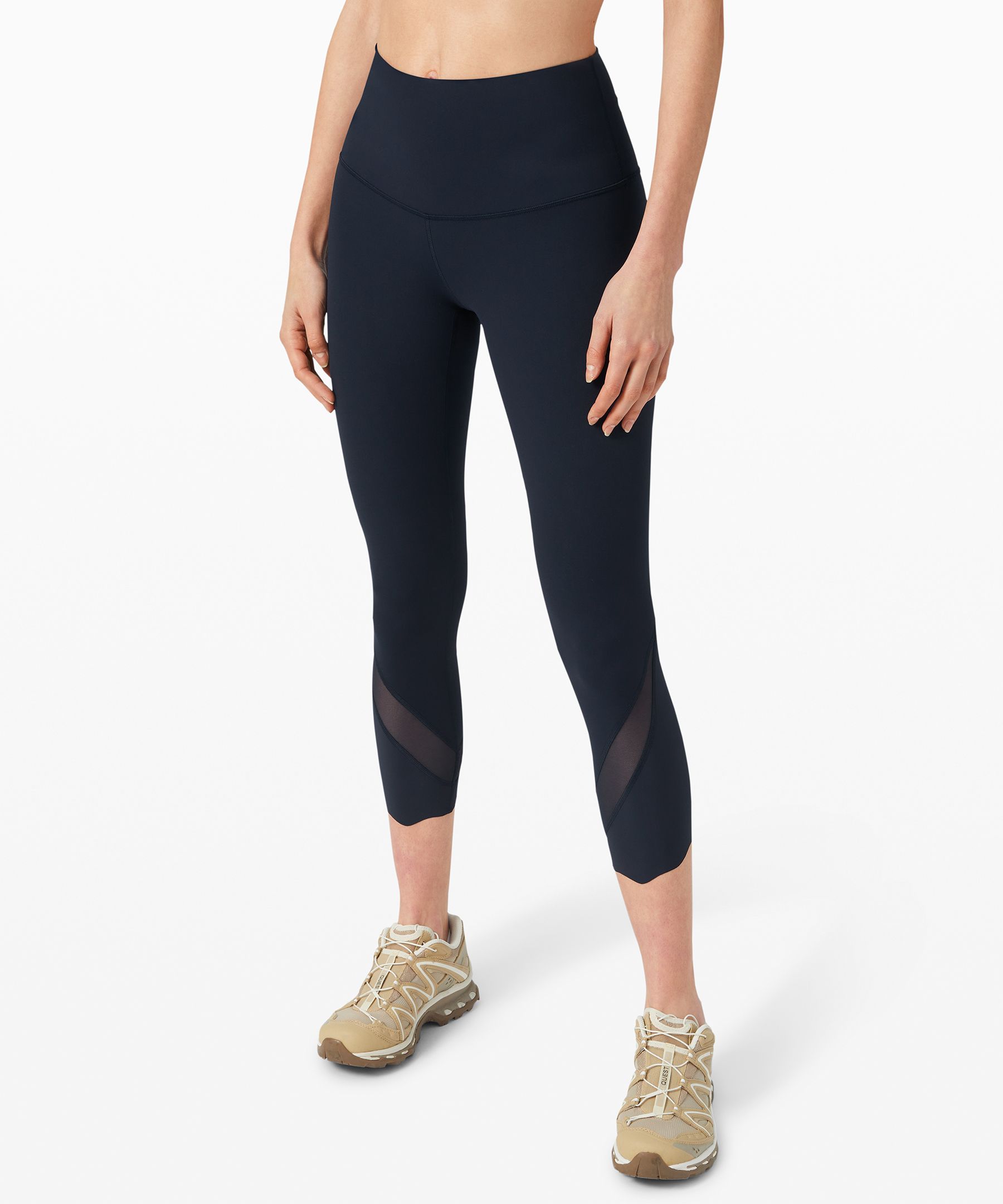 lululemon scalloped edge leggings