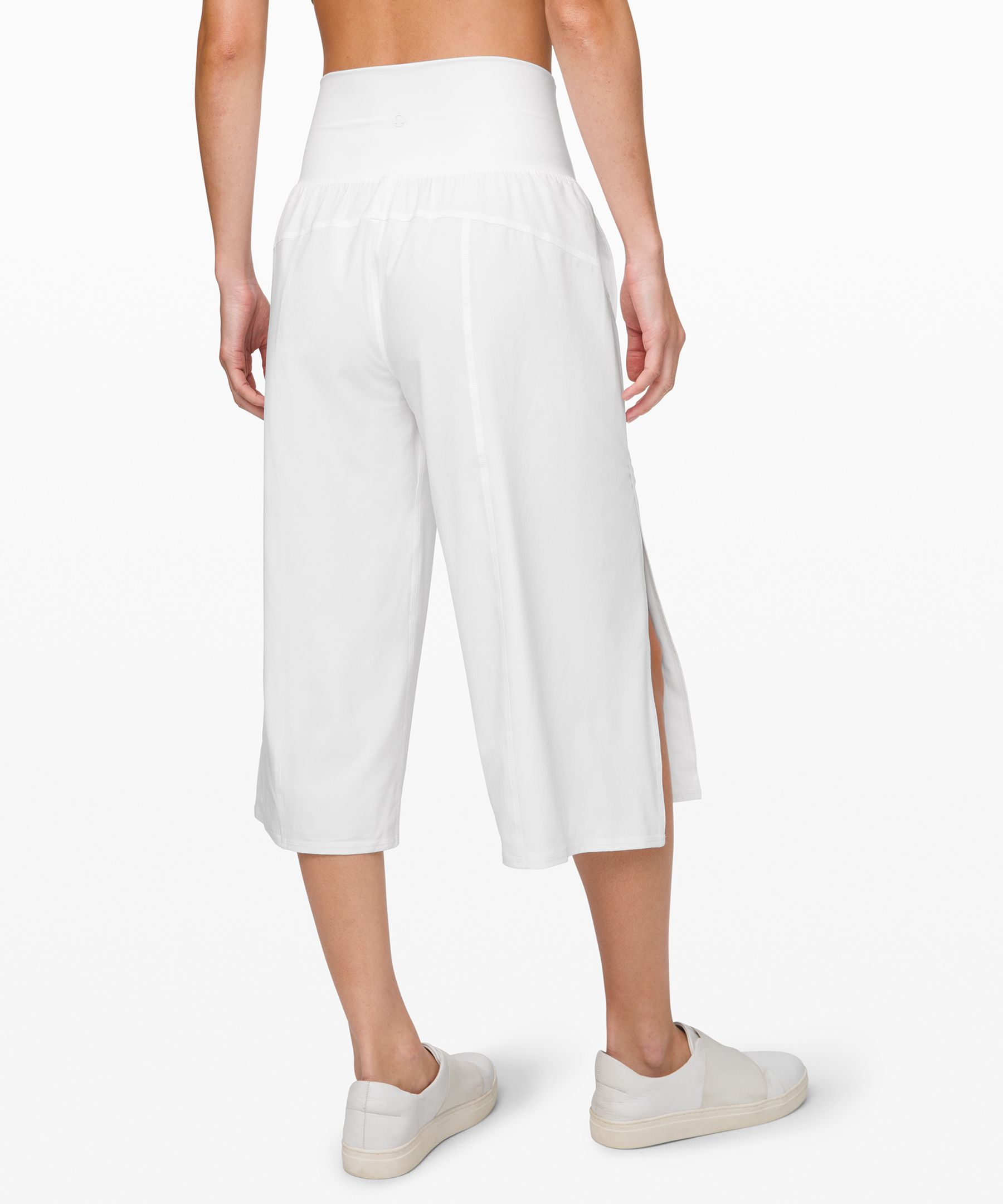 serene crop lululemon