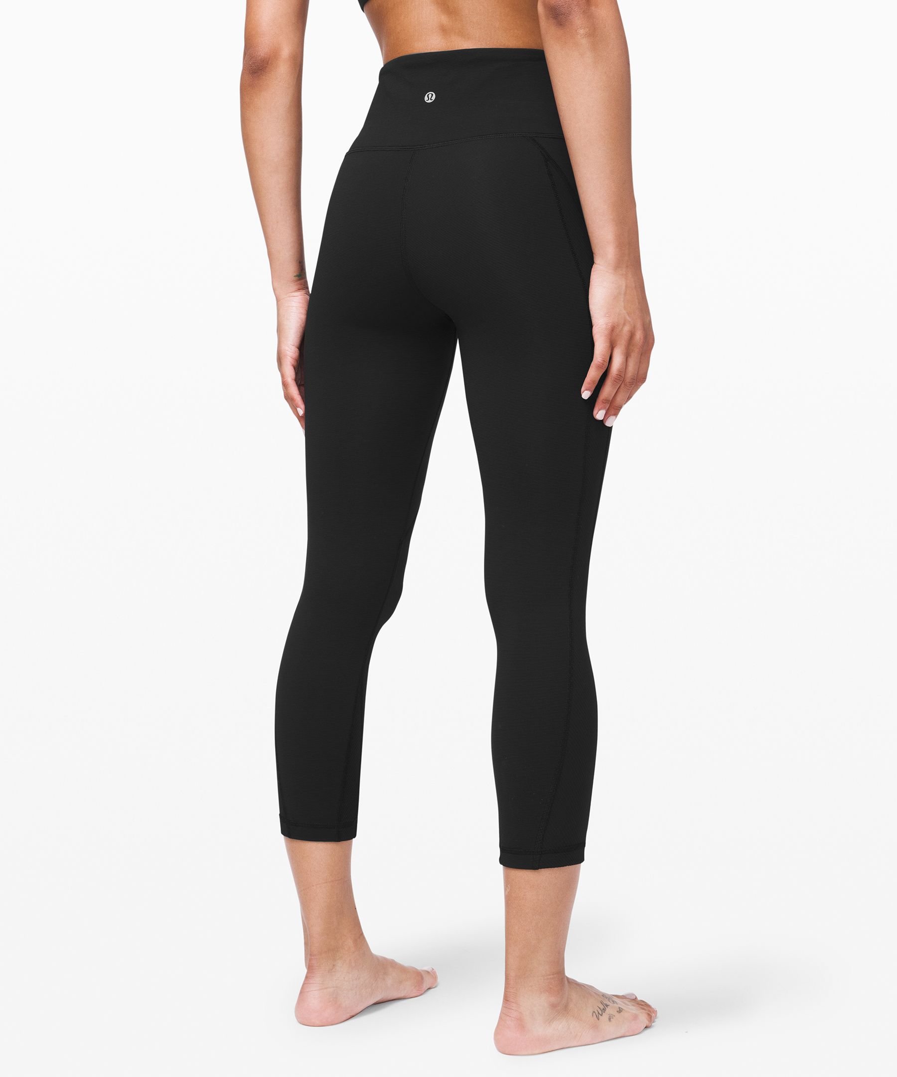 Lululemon wunder store under ribbed